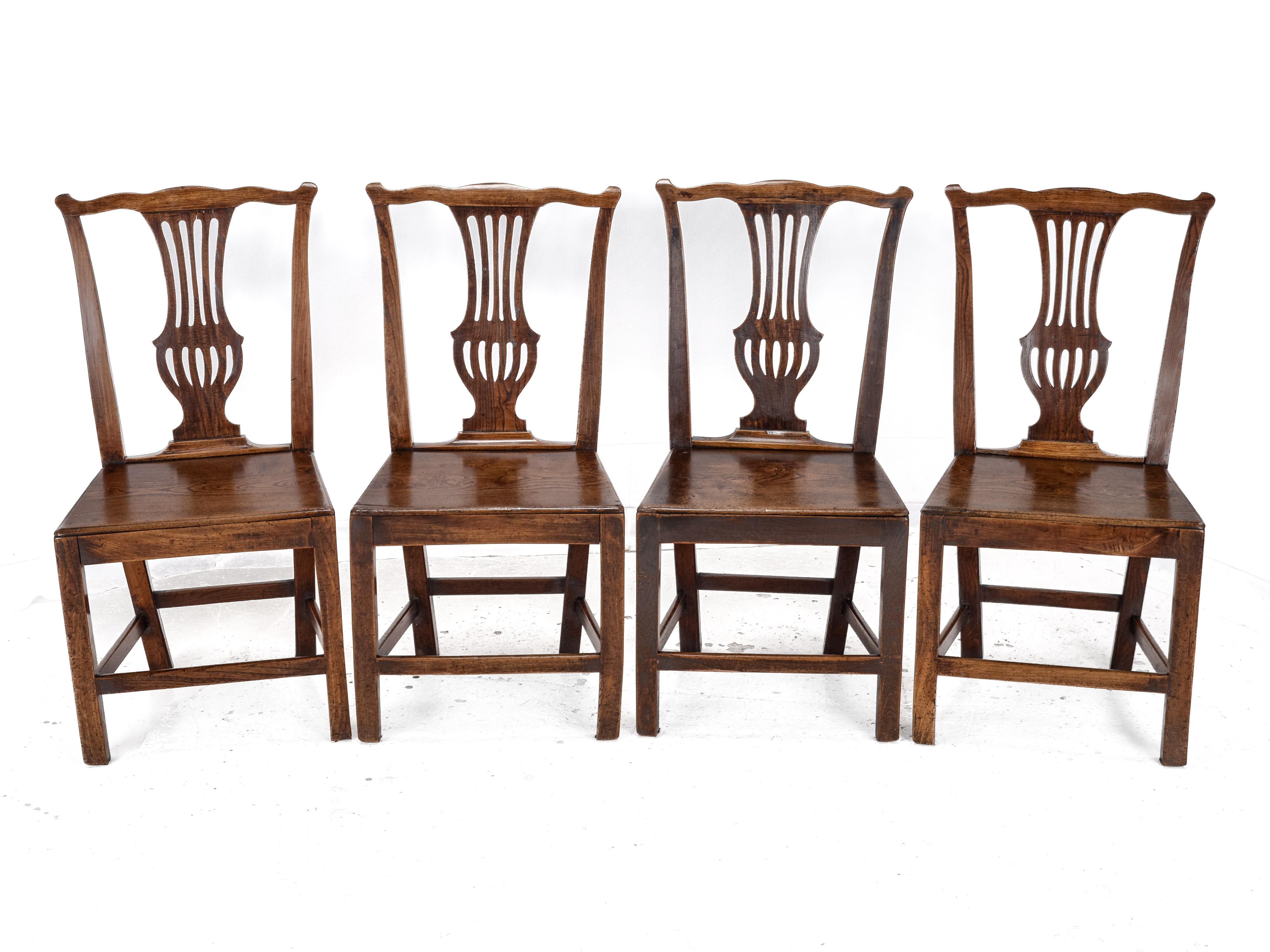Set of 4 Georgian Elm Chippendale Country Dining Chairs, c.18th George III For Sale 10