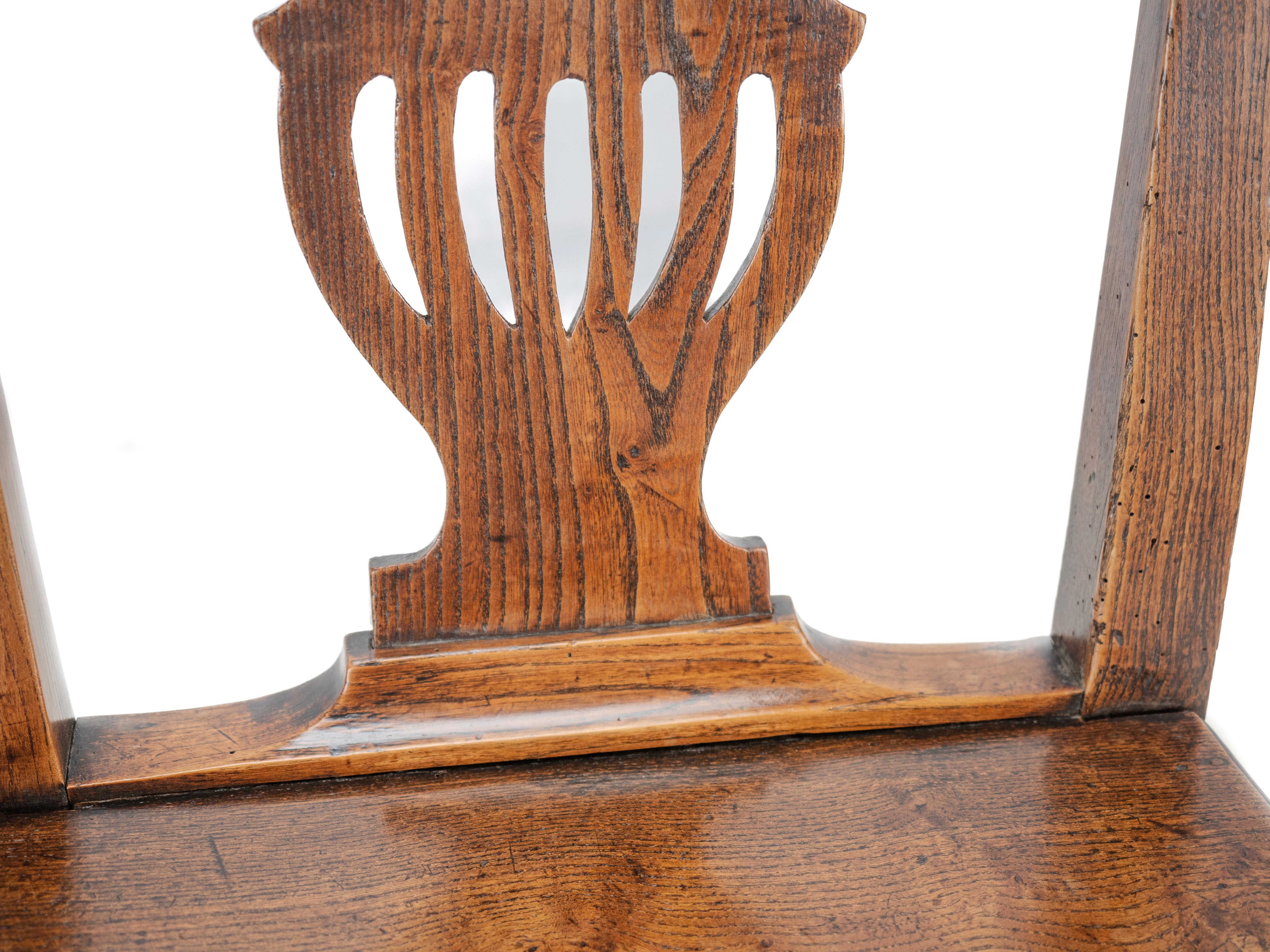 Set of 4 Georgian Elm Chippendale Country Dining Chairs Late c.18th (George III) For Sale 11