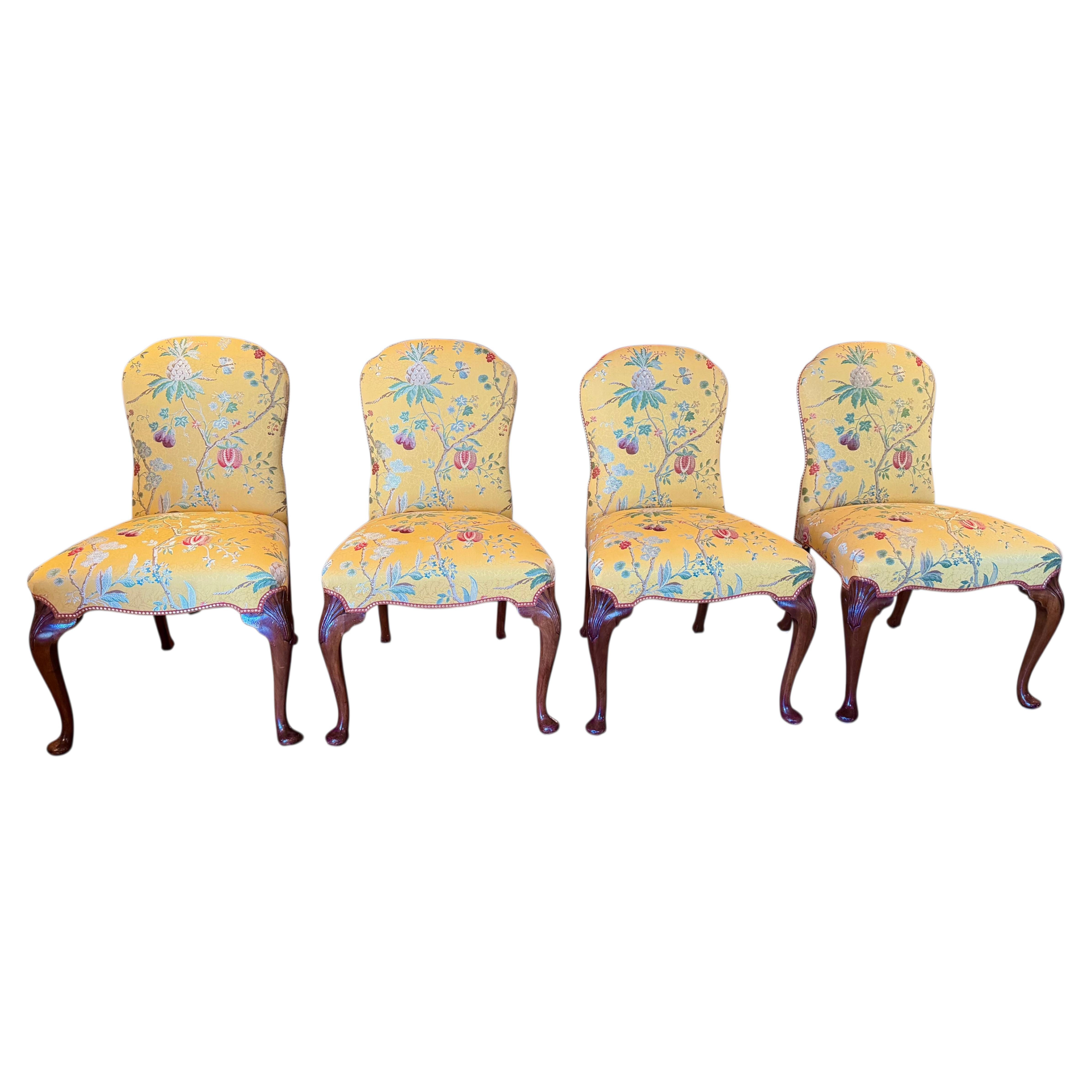 Satz von 4 georgianischen Mahagoni Style Upholstering Side Chairs in gelbem Stoff