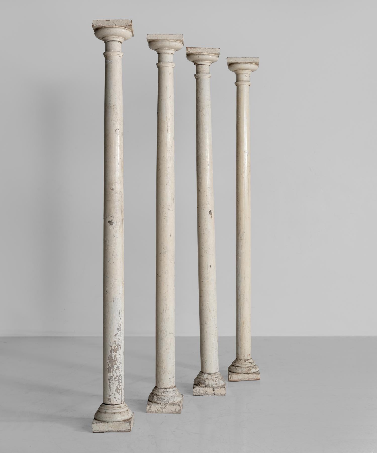English Set of 4 Georgian Pine Columns, circa 1760