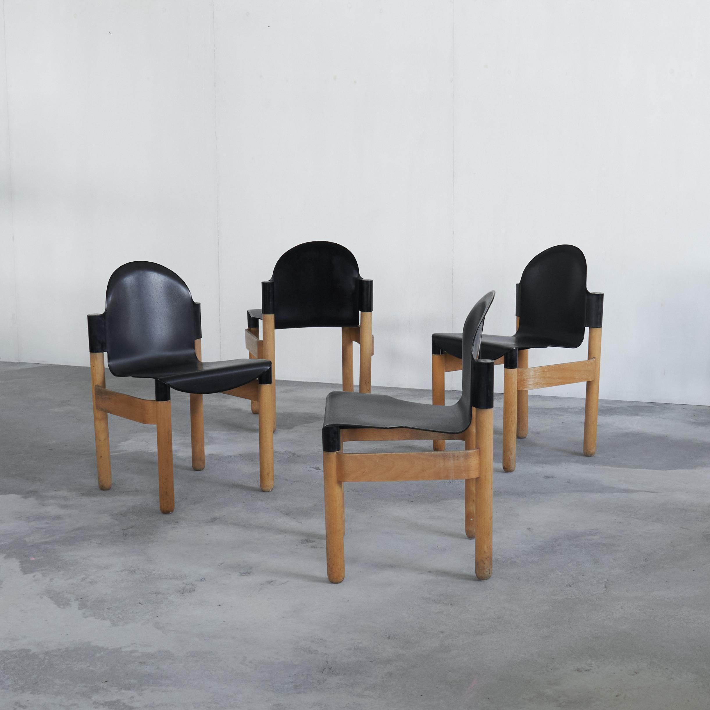 Postmoderno Set di 4 sedie 'Flex 2000' di Gerd Lange in Beeche e plastica per Thonet 1973 in vendita