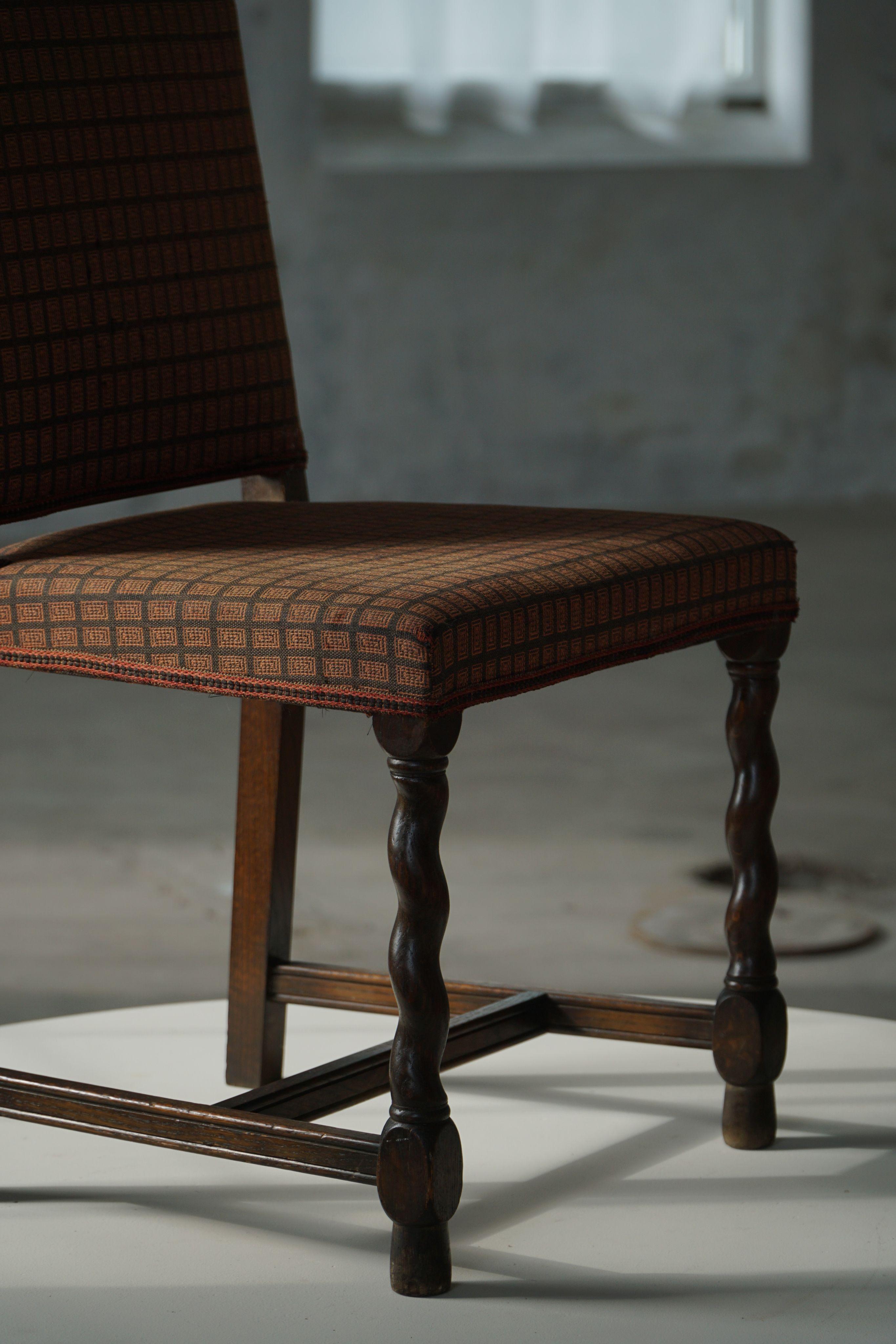 Ensemble de 4 chaises de salle à manger en Oak, Nordiska Kompaniet, Suède moderne, 1923 en vente 11