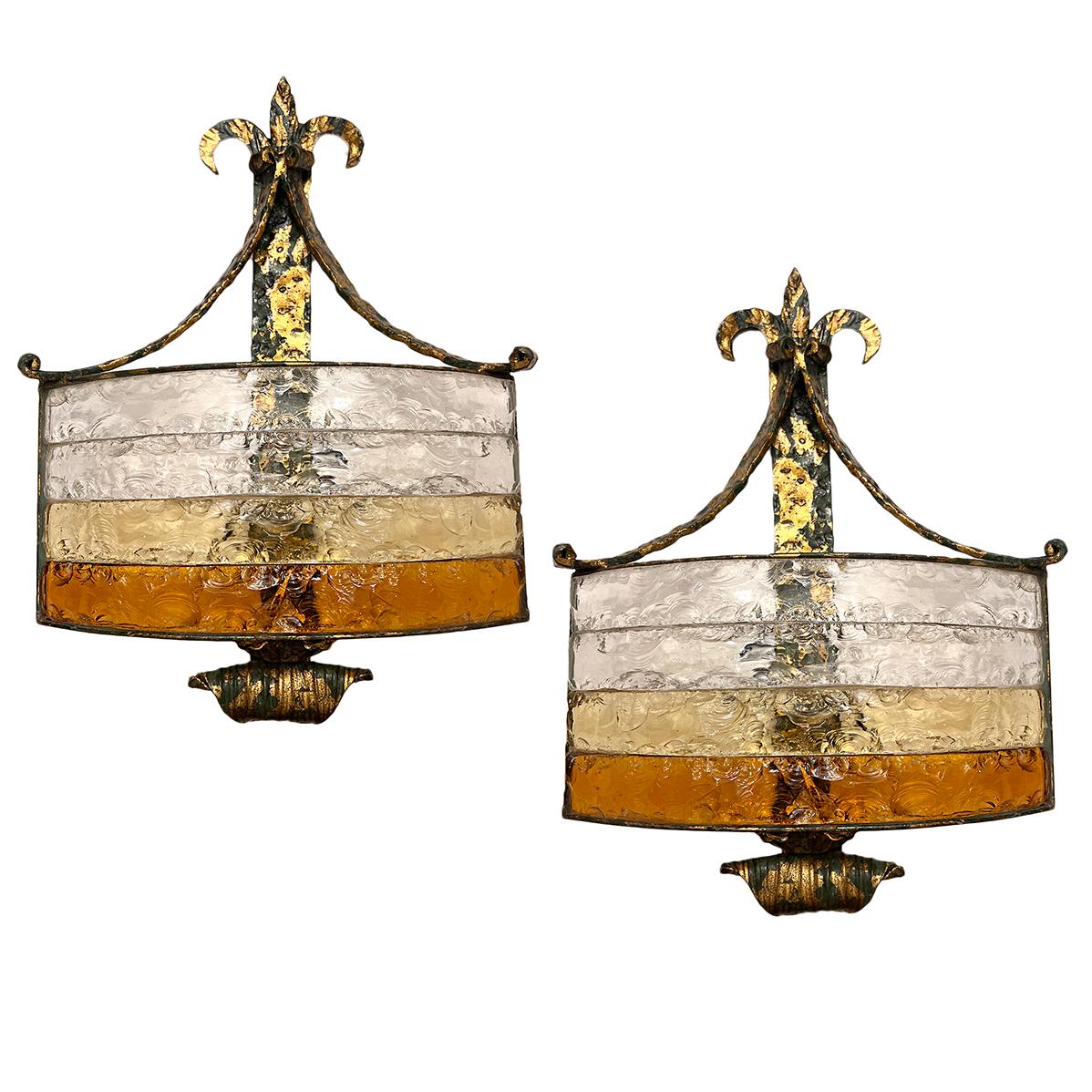 Juego de 4 Apliques Dorados con Cristal, Se venden por Pareja Italiano en venta