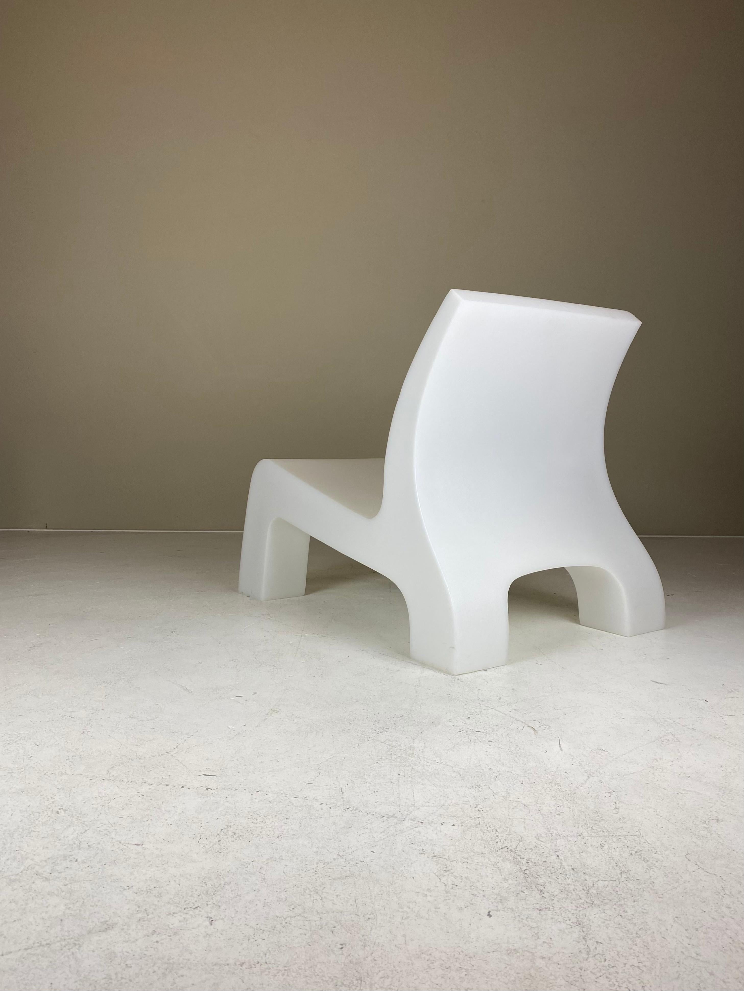 In the early 2000s, Richard Hutten aimed to design a piece of furniture which was not constructed. In his research he ended up with rotation moulding, for which he made his own rotation moulding machine. The featured Rhino Chair was one of his first