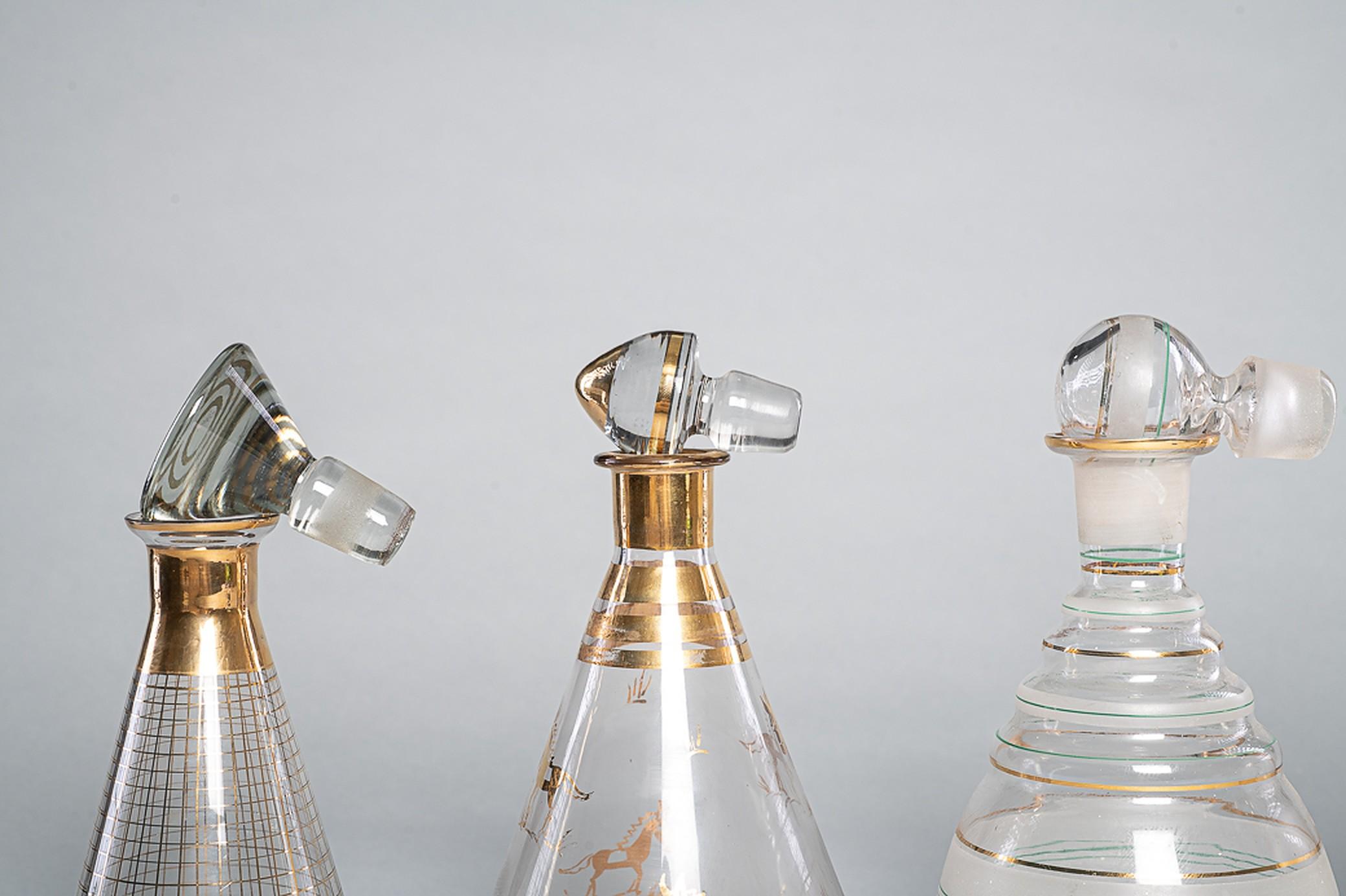 Set of 4 Glass Liquor Carafes In Good Condition In Leuven , BE