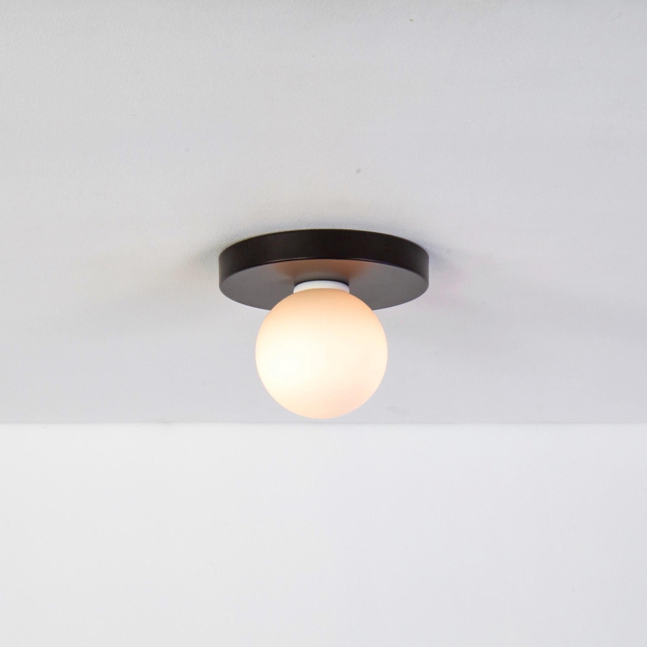 Américain Ensemble de 4 Globe Lighting, Research.Lighting, noir, verre 3po, fait sur commande en vente