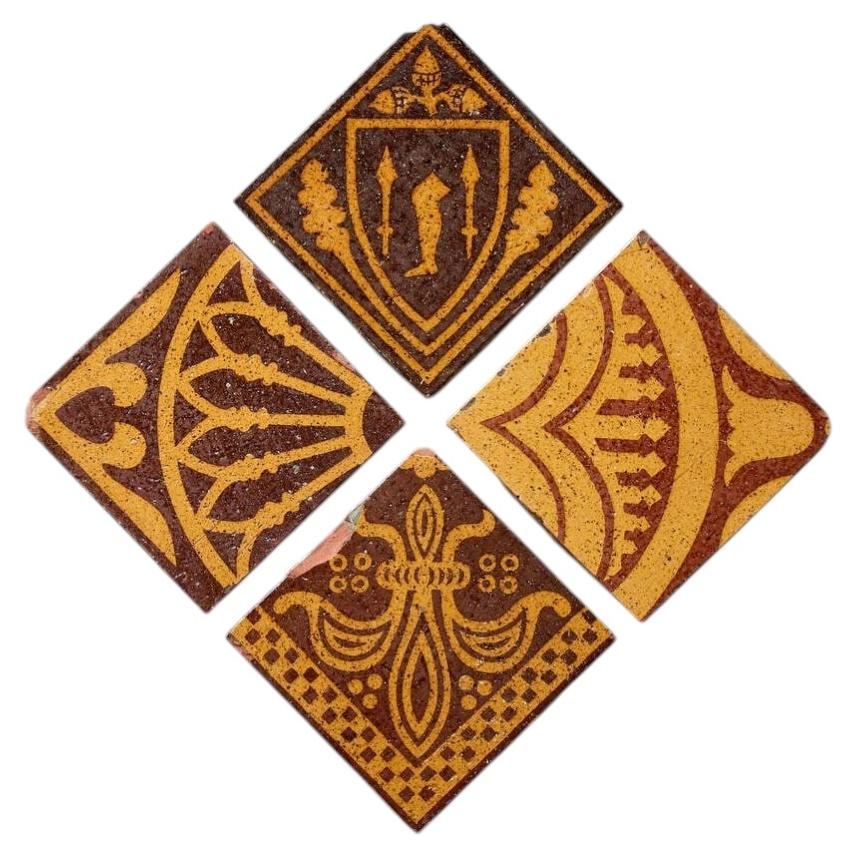 Lot de 4 carreaux encaustiques « Post-Medieval » de Godwin & Co en vente