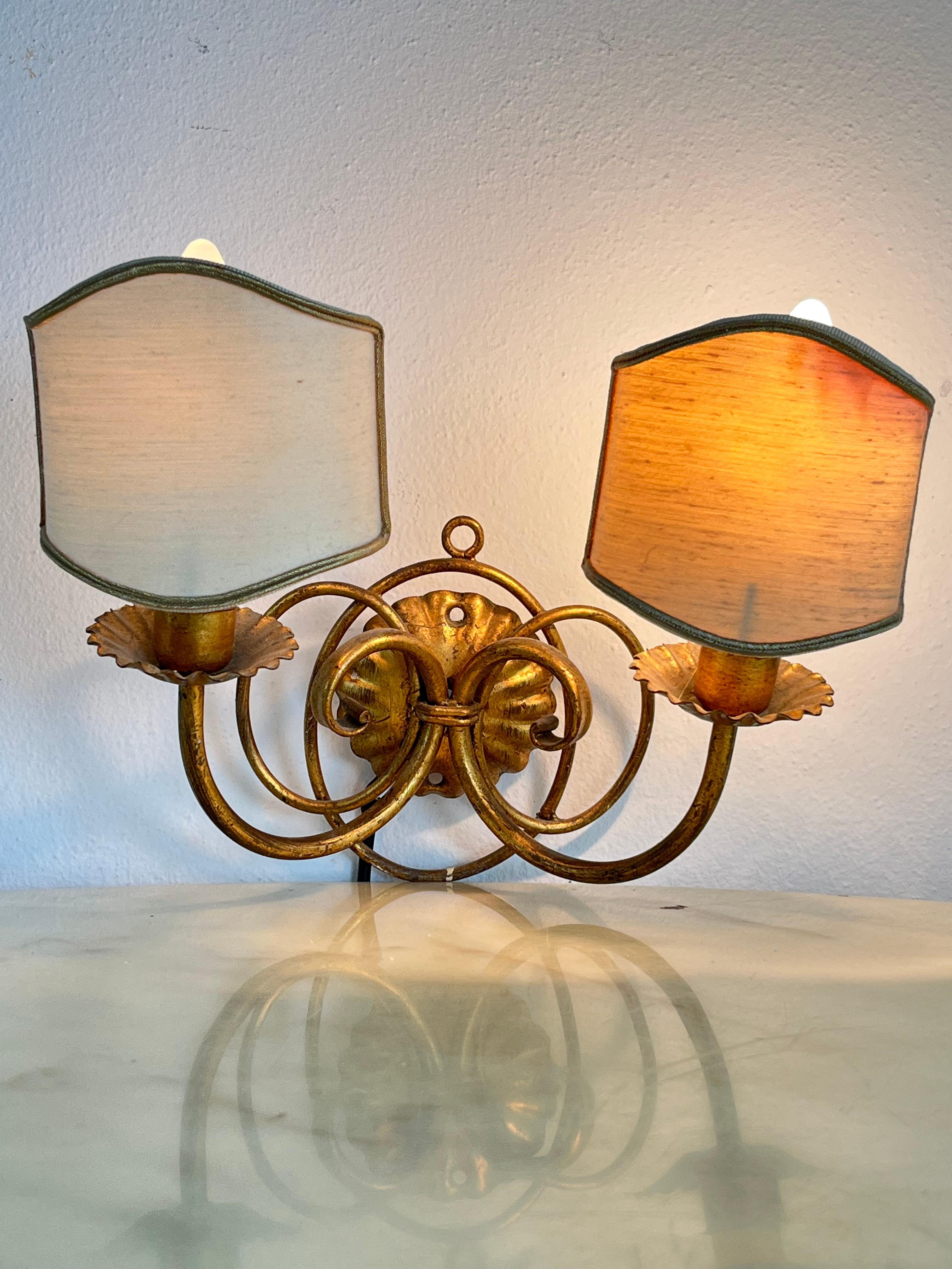 Set of 4 Golden Wrought Iron Wall Lights 80s Italian Design For Sale 3