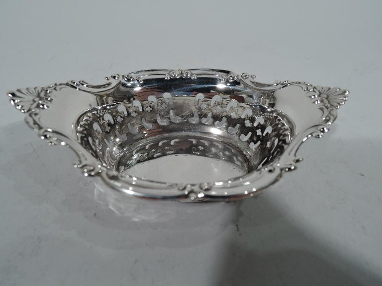 Set of 4 Gorham Classical Sterling Silver Nut Dishes For Sale at 1stDibs
