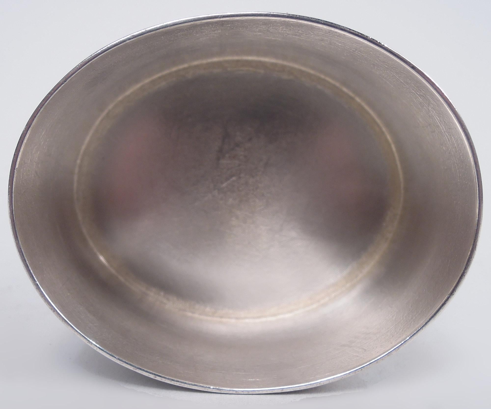 American Set of 4 Gorham Sterling Silver Open Salts in Classical Aurora Pattern, 1873-74 For Sale