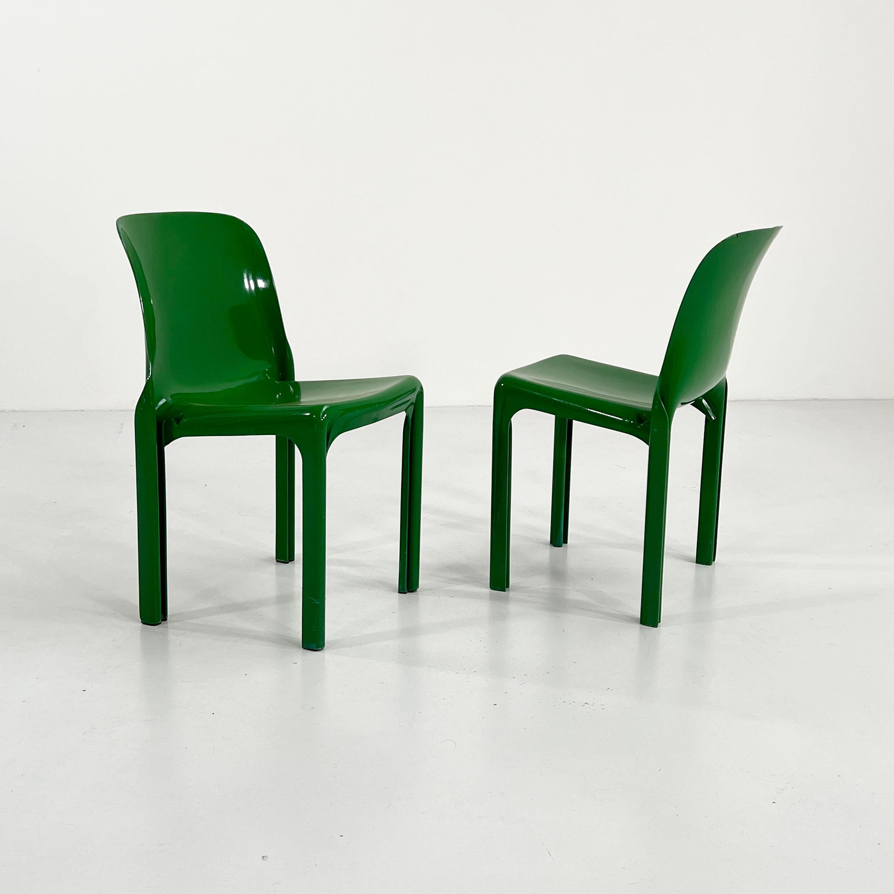 Mid-Century Modern Set of 4 Green Selene Chairs by Vico Magistretti for Artemide, 1970s