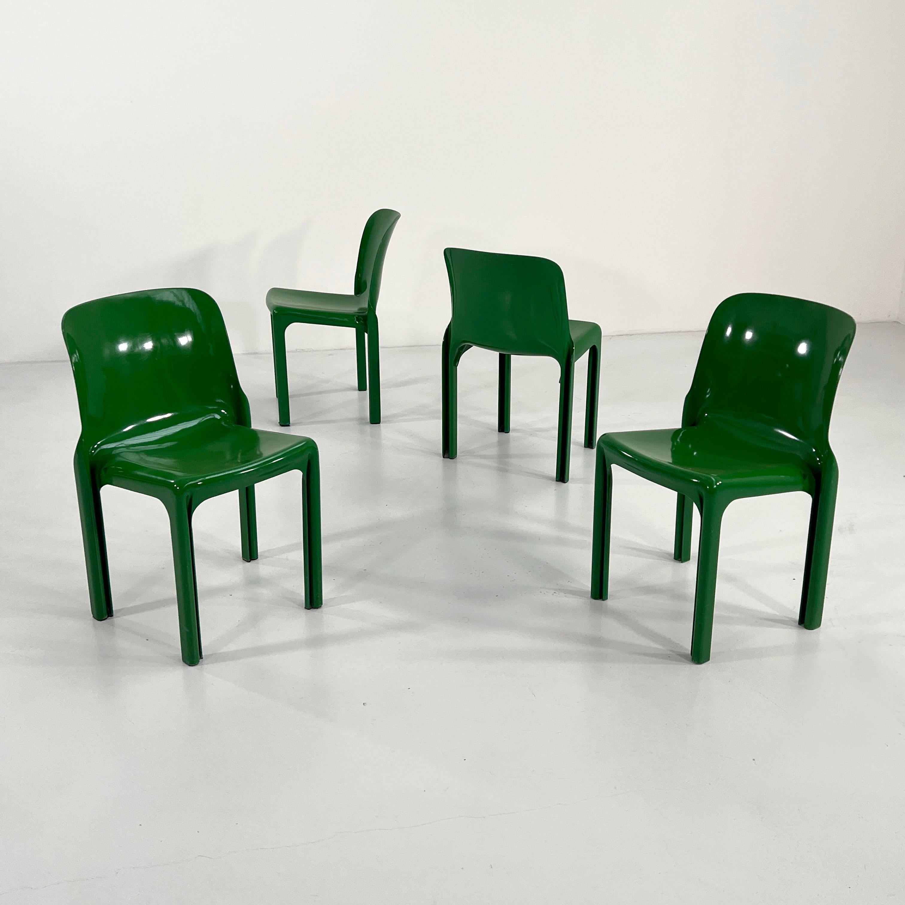 Italian Set of 4 Green Selene Chairs by Vico Magistretti for Artemide, 1970s
