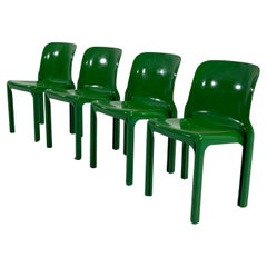 Satz von 4 grünen Selene-Stühlen von Vico Magistretti für Artemide, 1970er Jahre