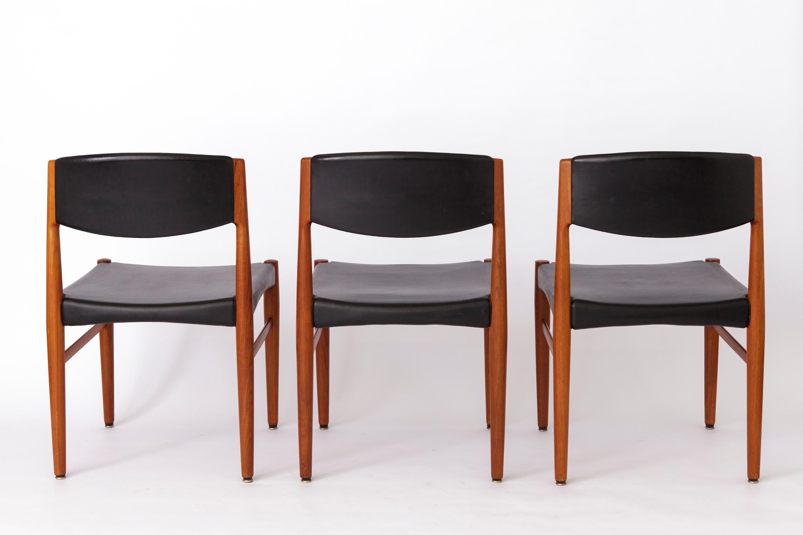 Set of 4 Grete Jalk Teak Dining Chairs for Glostrup, 1960s  Danish Mid-Century In Excellent Condition For Sale In Hannover, DE