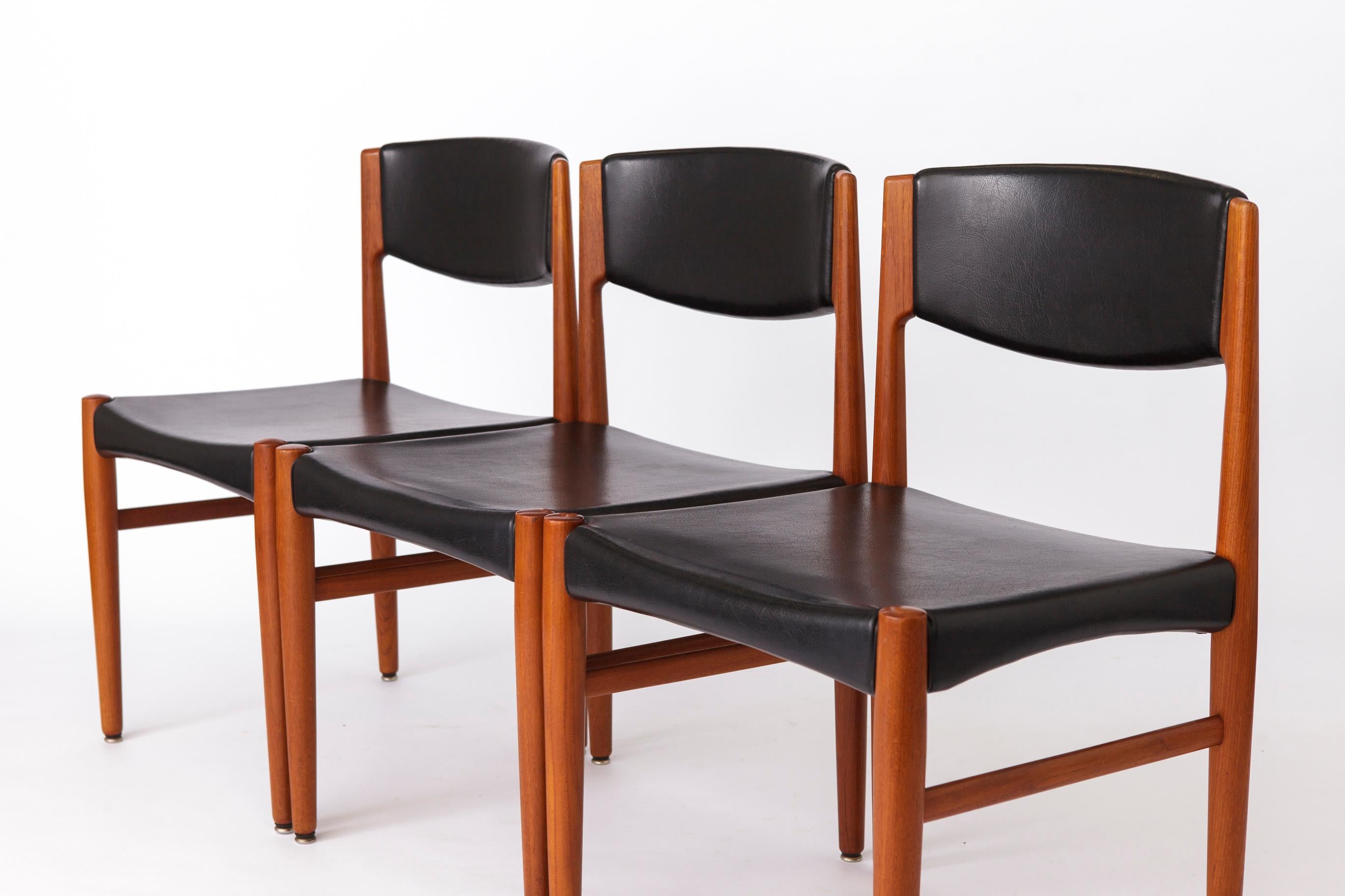 Set of 4 Grete Jalk Teak Dining Chairs for Glostrup, 1960s  Danish Mid-Century For Sale 1