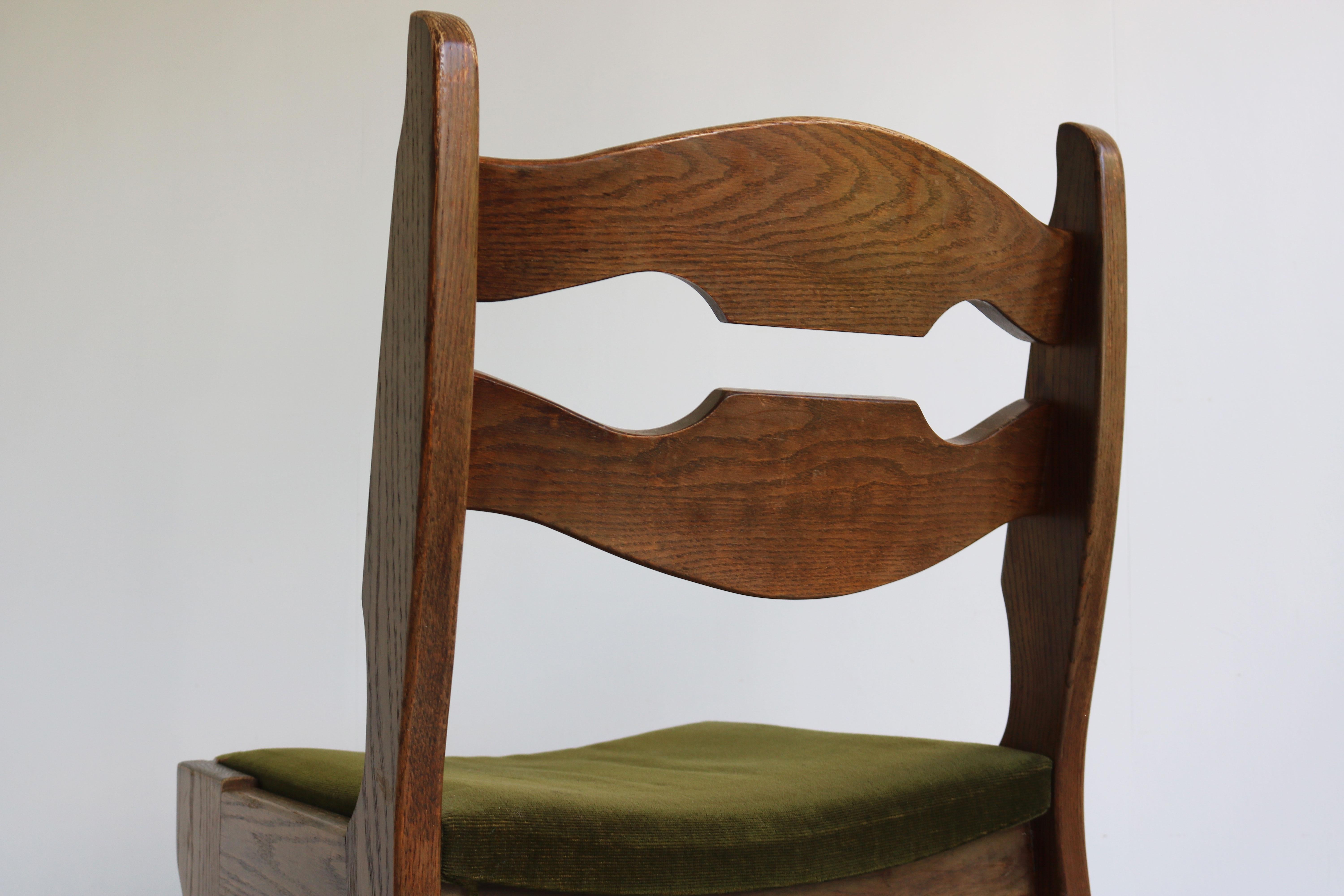 Hand-Carved Set of 4 Guillerme et Chabron dining chairs in solid oak France 1950 Brutalist  For Sale