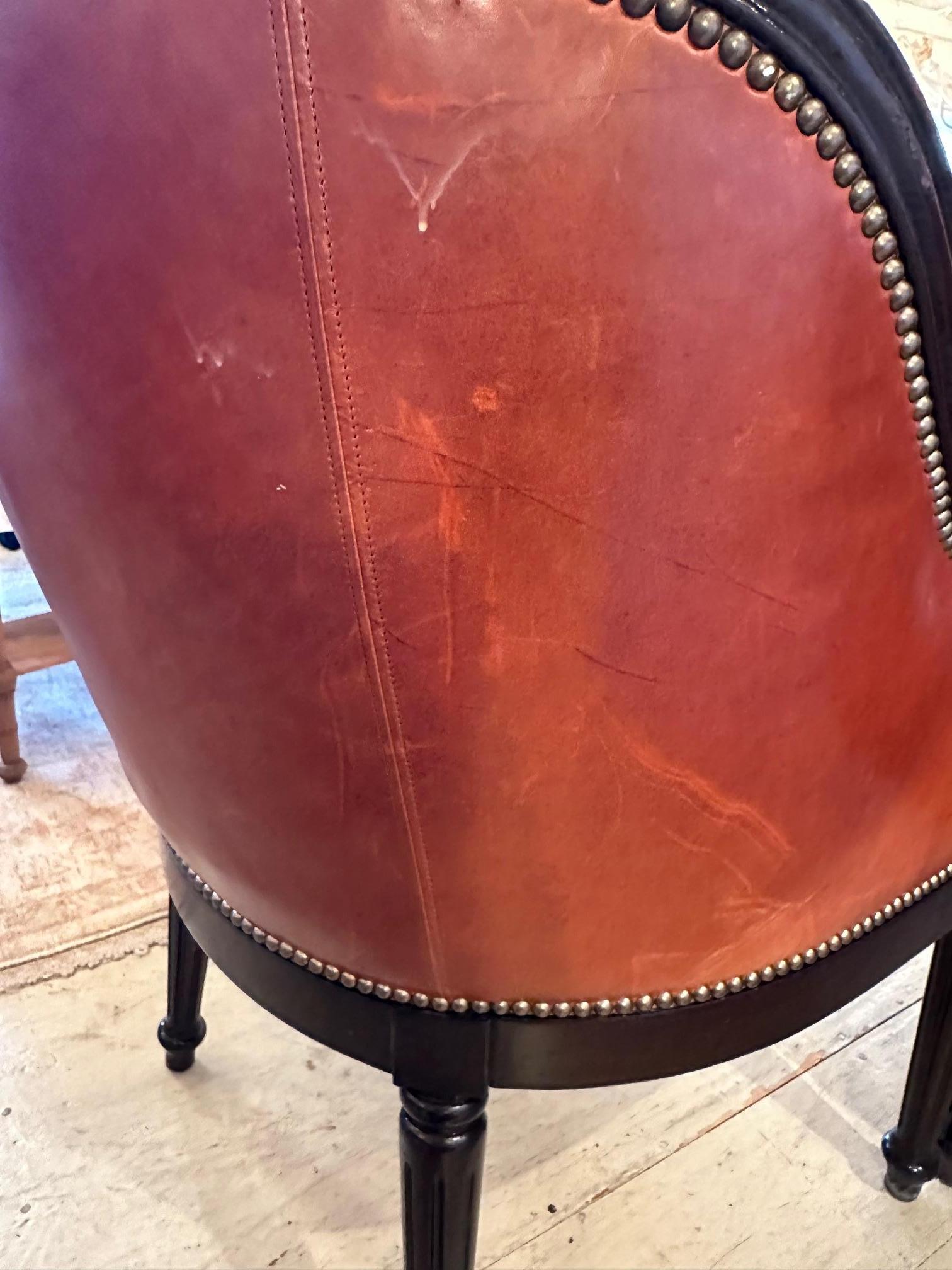 American Set of 4 Guy Chaddock Caramel Leather & Walnut Barrel Shaped Club Chairs For Sale