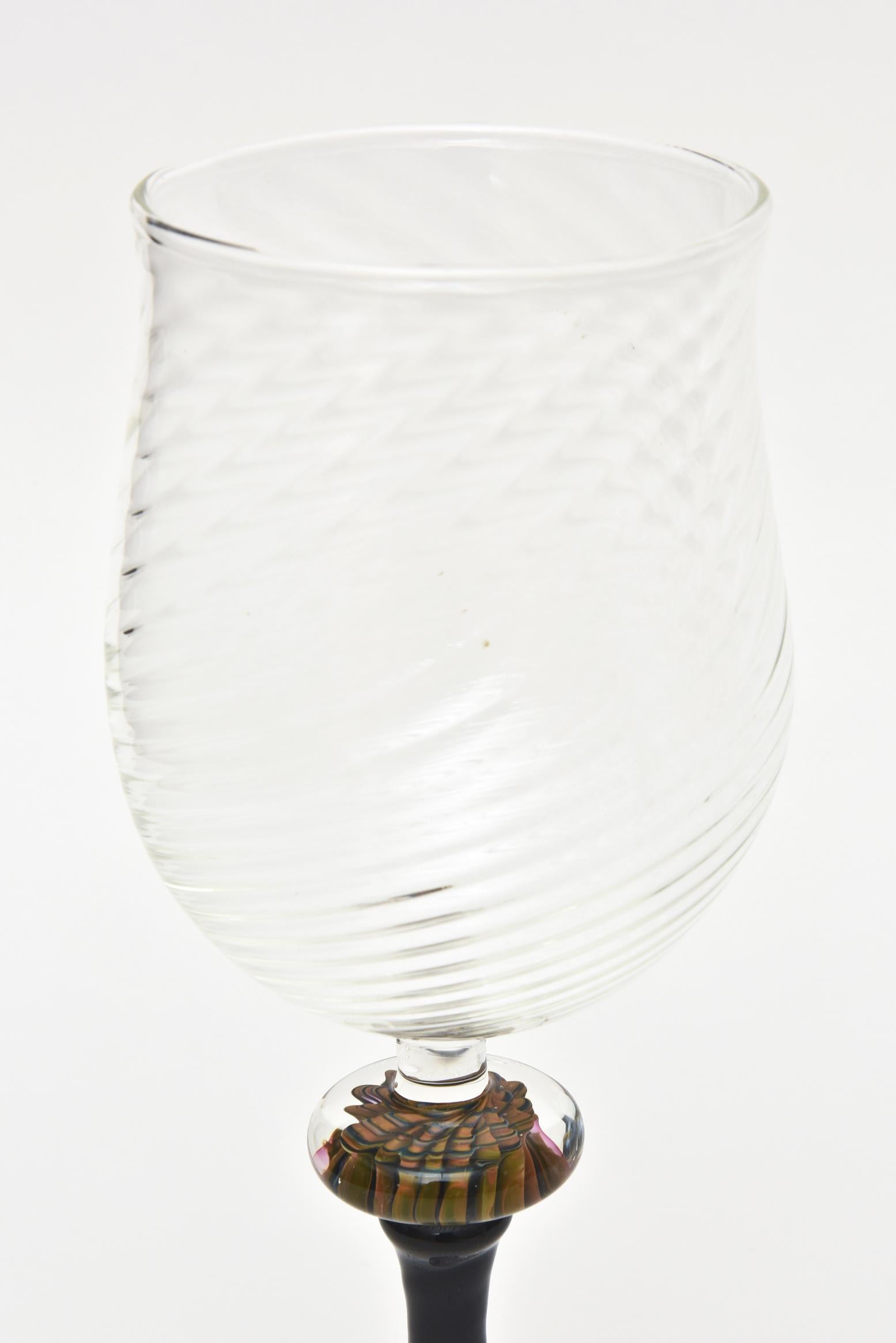 Modern Murano Glass Wine Goblets with Gold Aventurine and Black, Barware Set 4 Italian For Sale