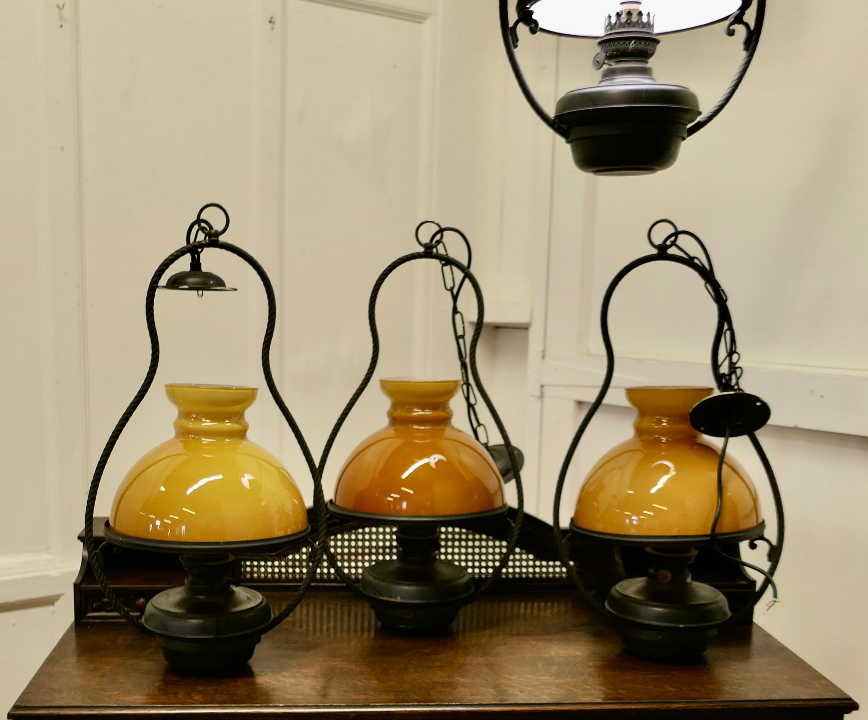 Brass Set of 4 Hanging Bistro Table Oil Lamps