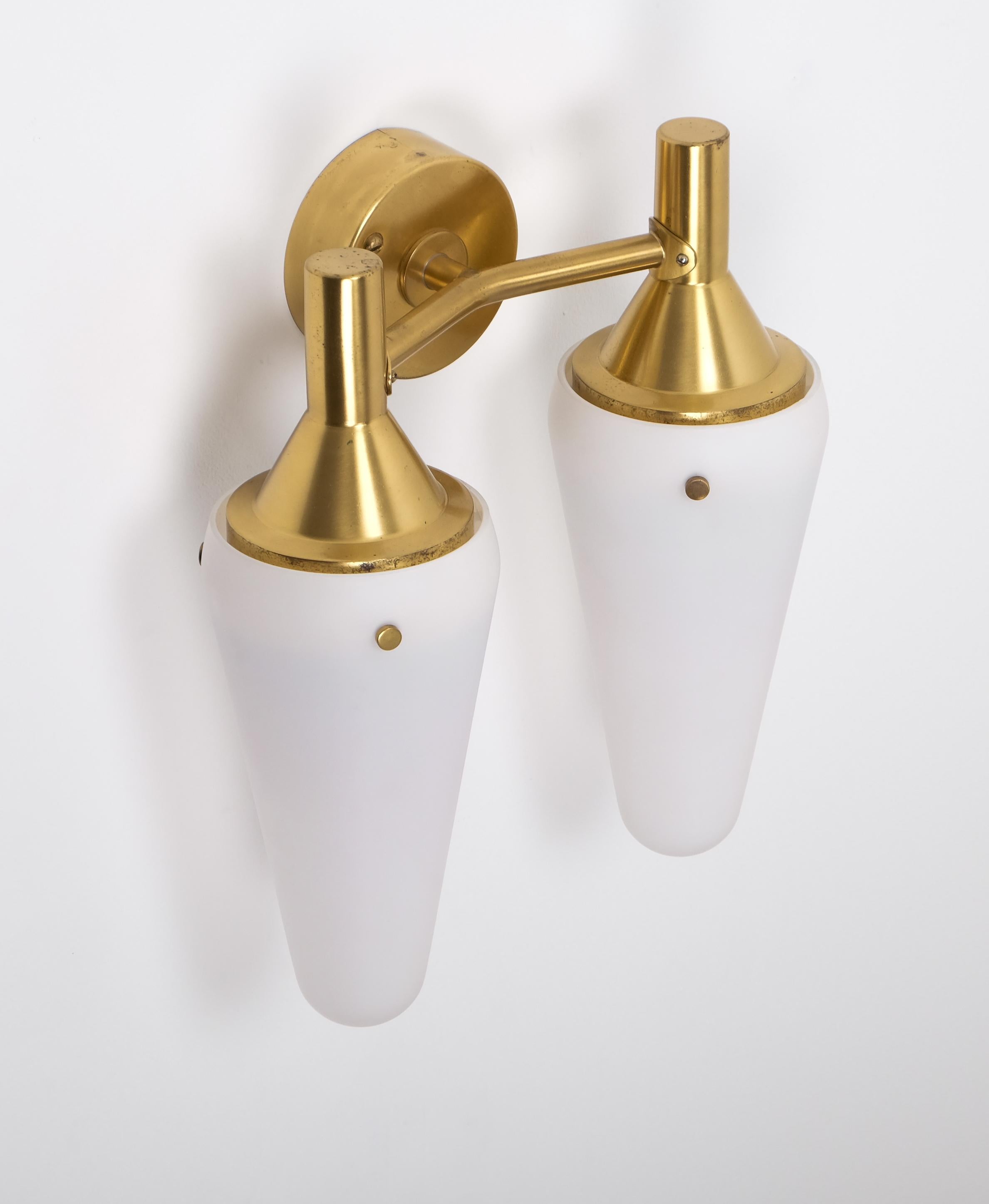 Juego de 4 lámparas de pared Hans-Agne Jakobsson, años 50 Latón en venta