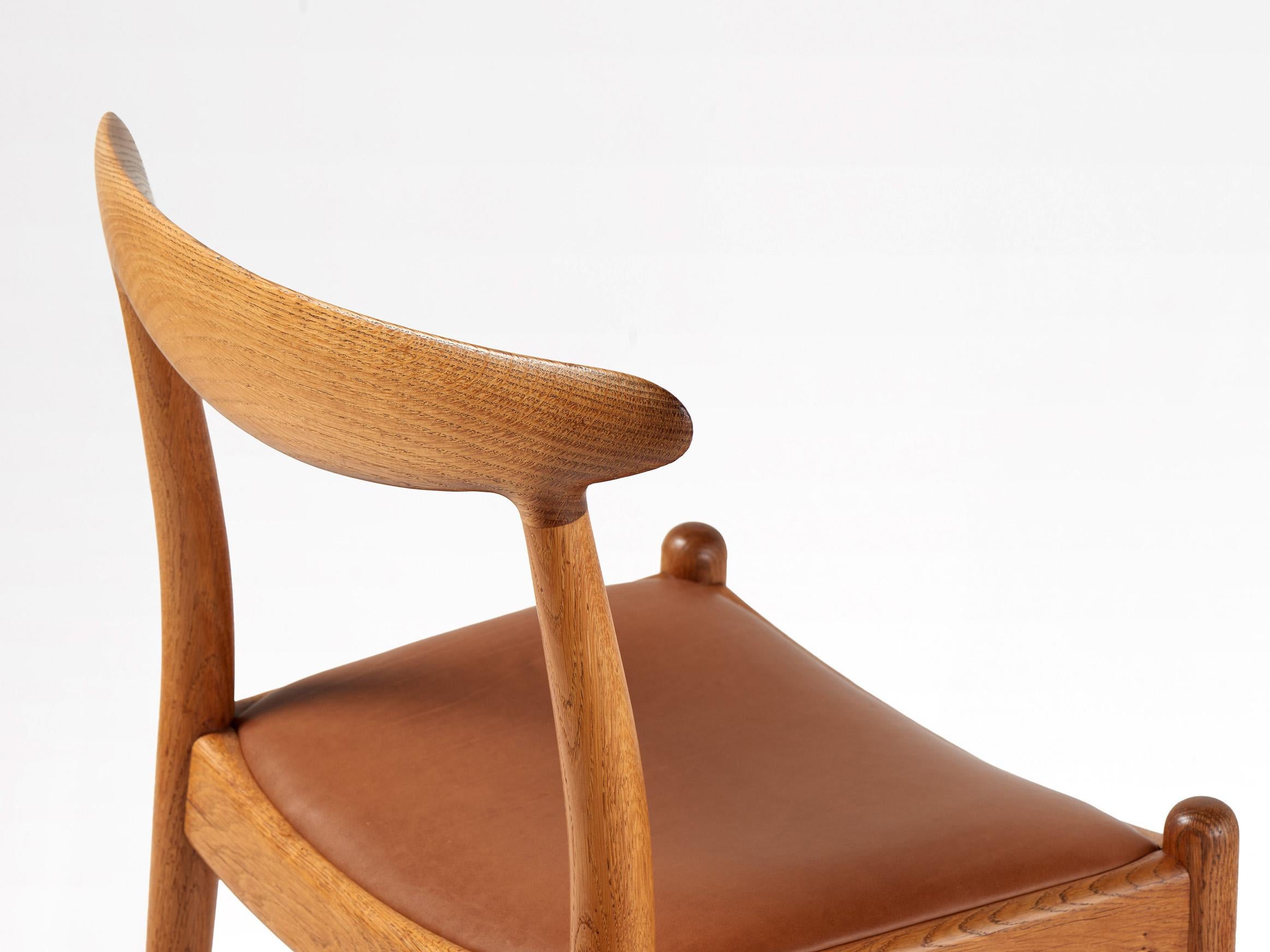 Pelle Set di 4 sedie da pranzo Hans Wegner 1950 Oak in vendita