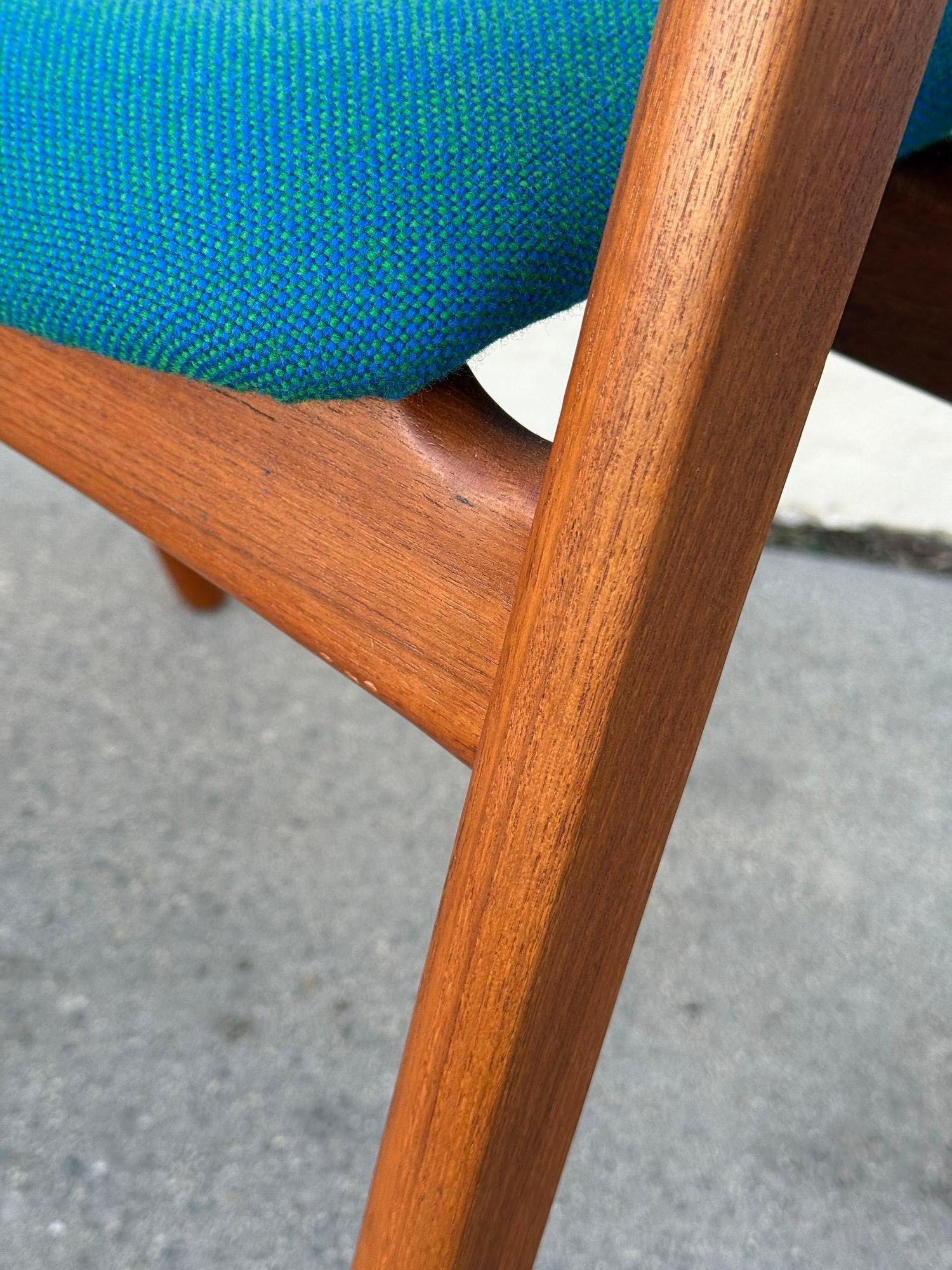Set of 4 Hans Wegner CH-29 