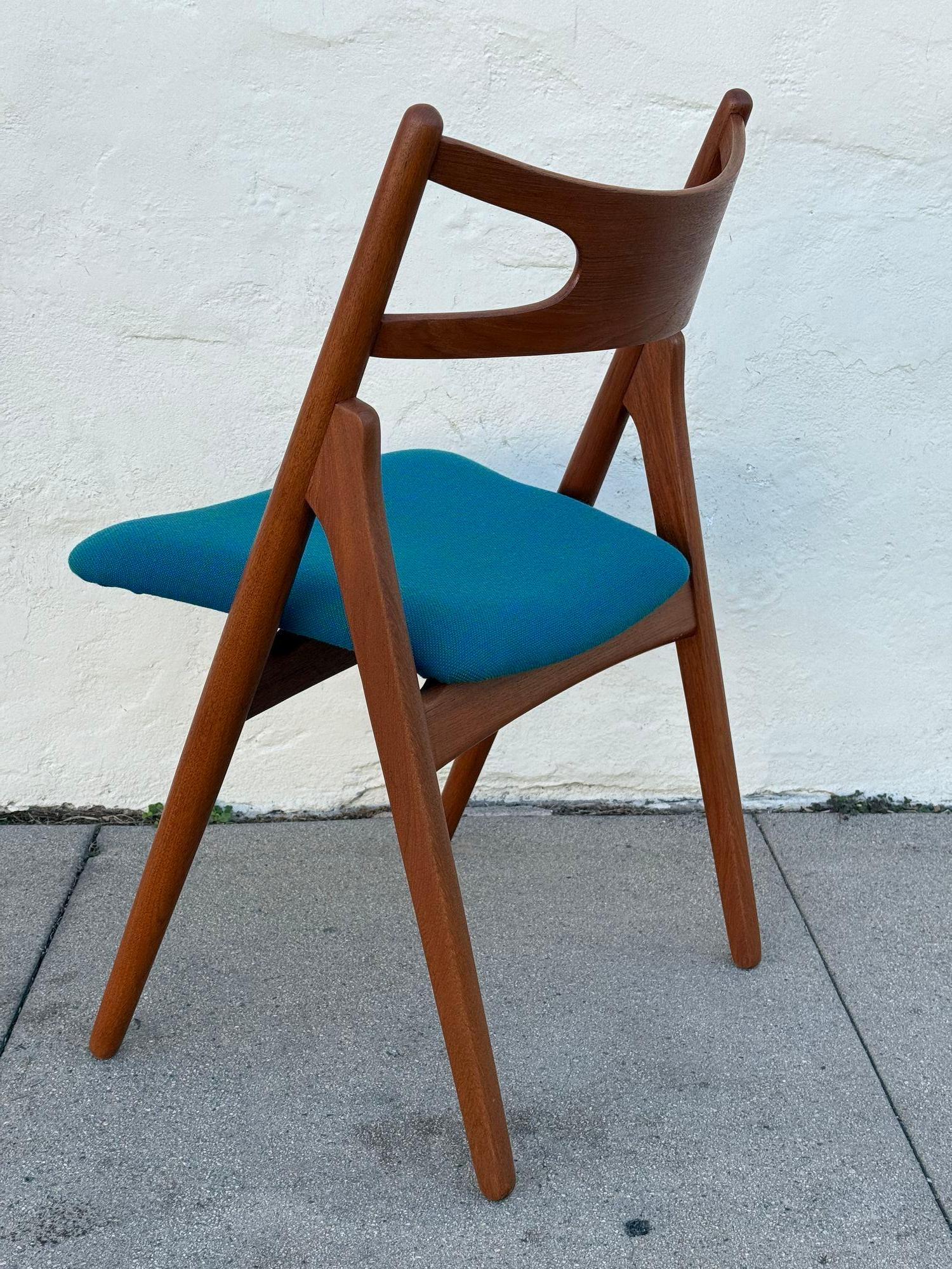 Set of 4 Hans Wegner CH-29 