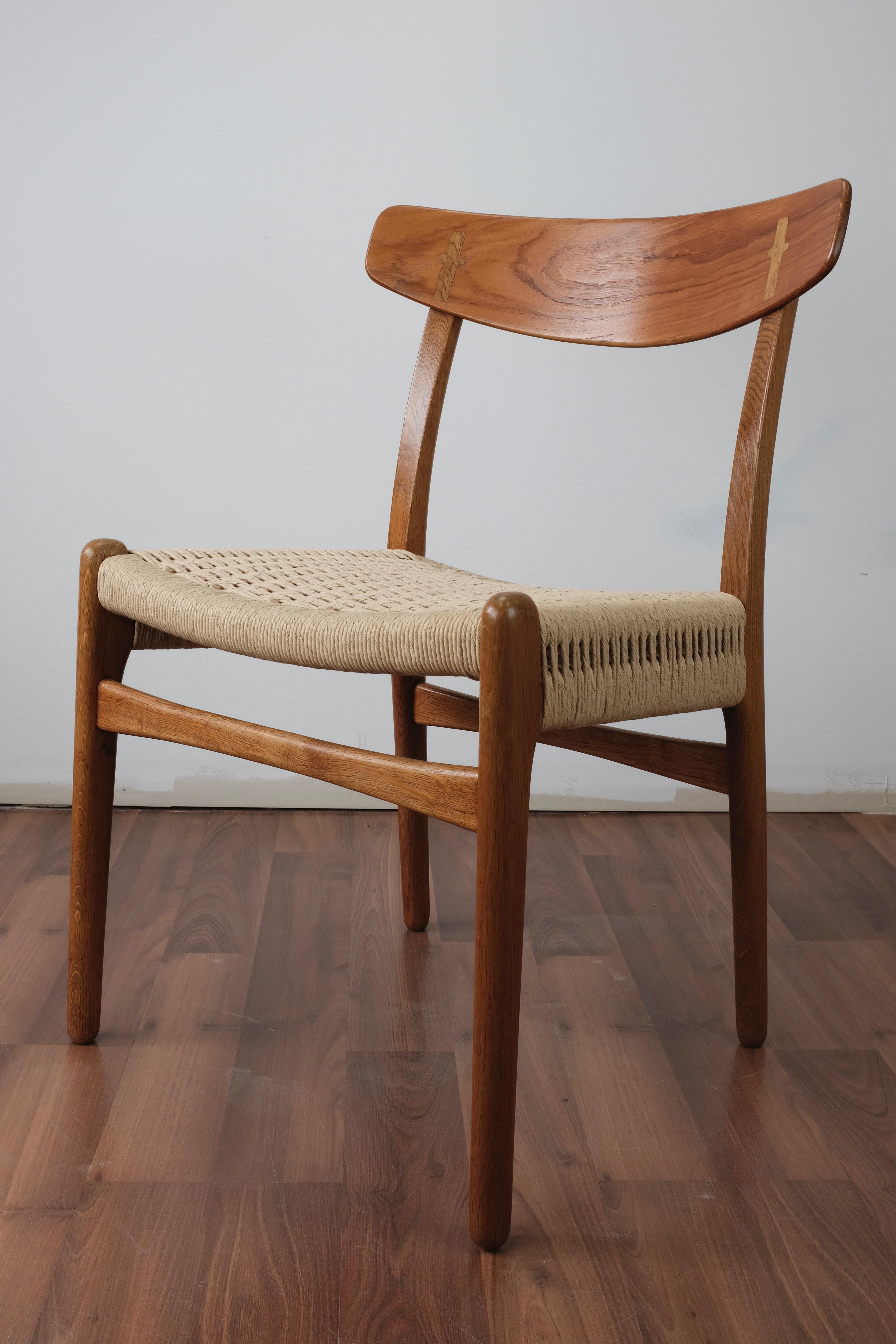 Danish Set of 4 Hans Wegner CH23 Dining Chairs in Teak and Oak For Sale