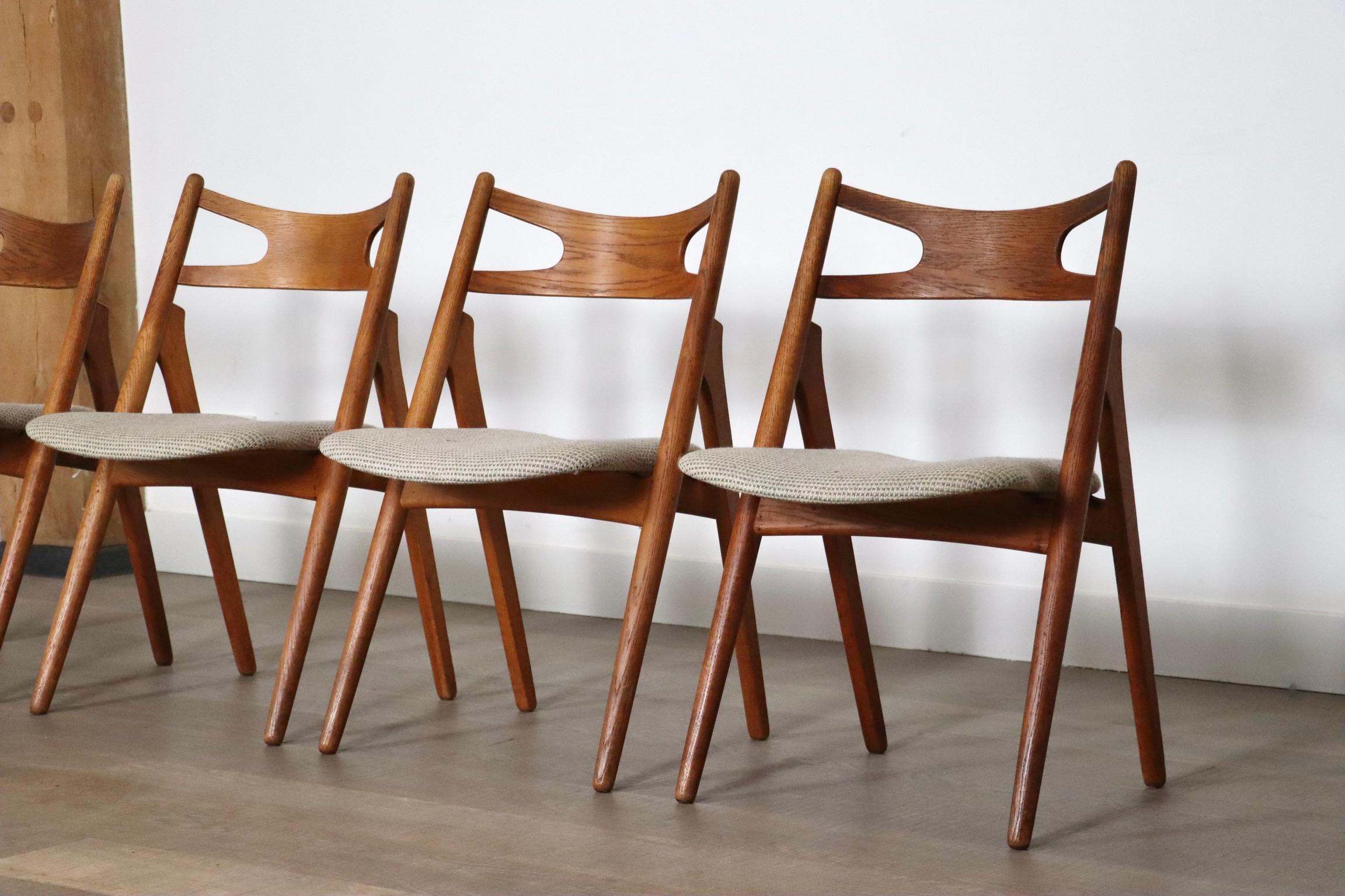 Set Of 4 Hans Wegner CH29 Sawbuck Dining Chairs For Carl Hansen & Son, 1952 In Good Condition In ABCOUDE, UT