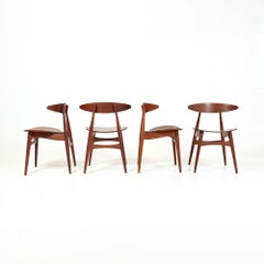Ensemble de 4 chaises CH-33 Hans Wegner pour Carl Hansen & Son