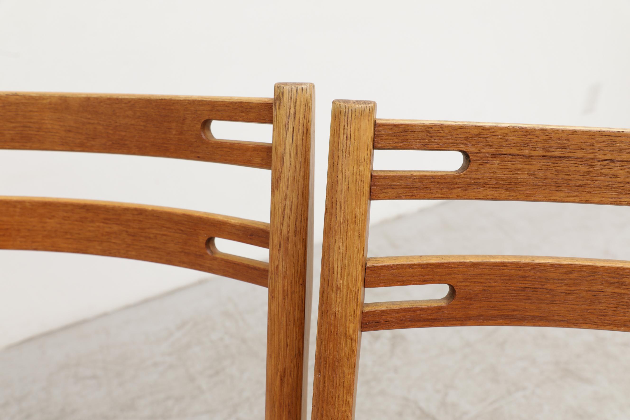 Mid-20th Century Set of 4 Hans Wegner Inspired Oak Dining Chairs by Sibast with White Seats For Sale