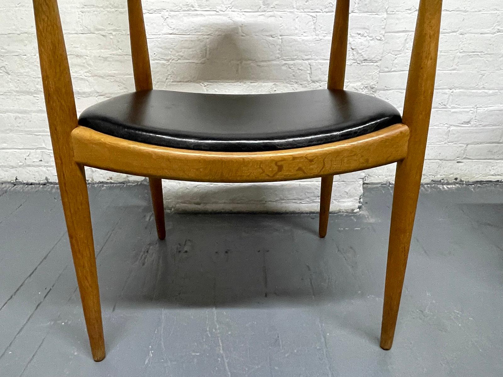 Milieu du XXe siècle Ensemble de 4 chaises rondes Hans Wegner pour Johannes Hansen en vente