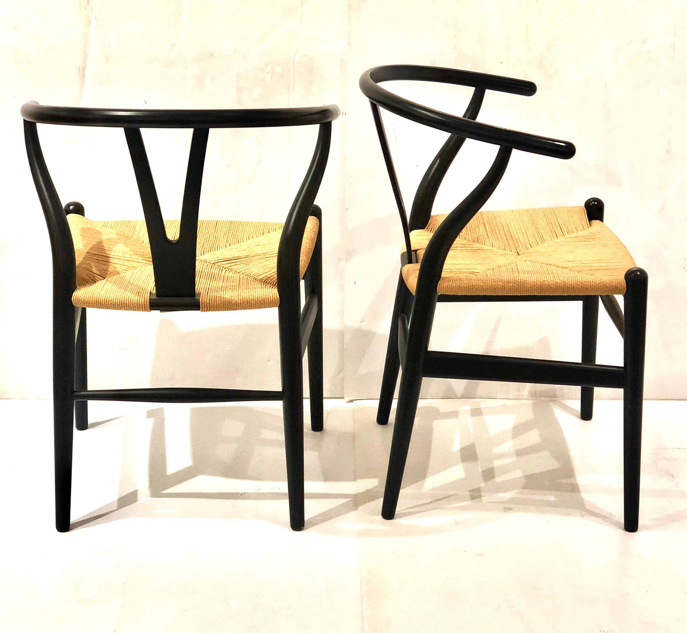 20th Century Set of 4 Hans Wegner Wishbone Chairs for Carl Hansen & Son