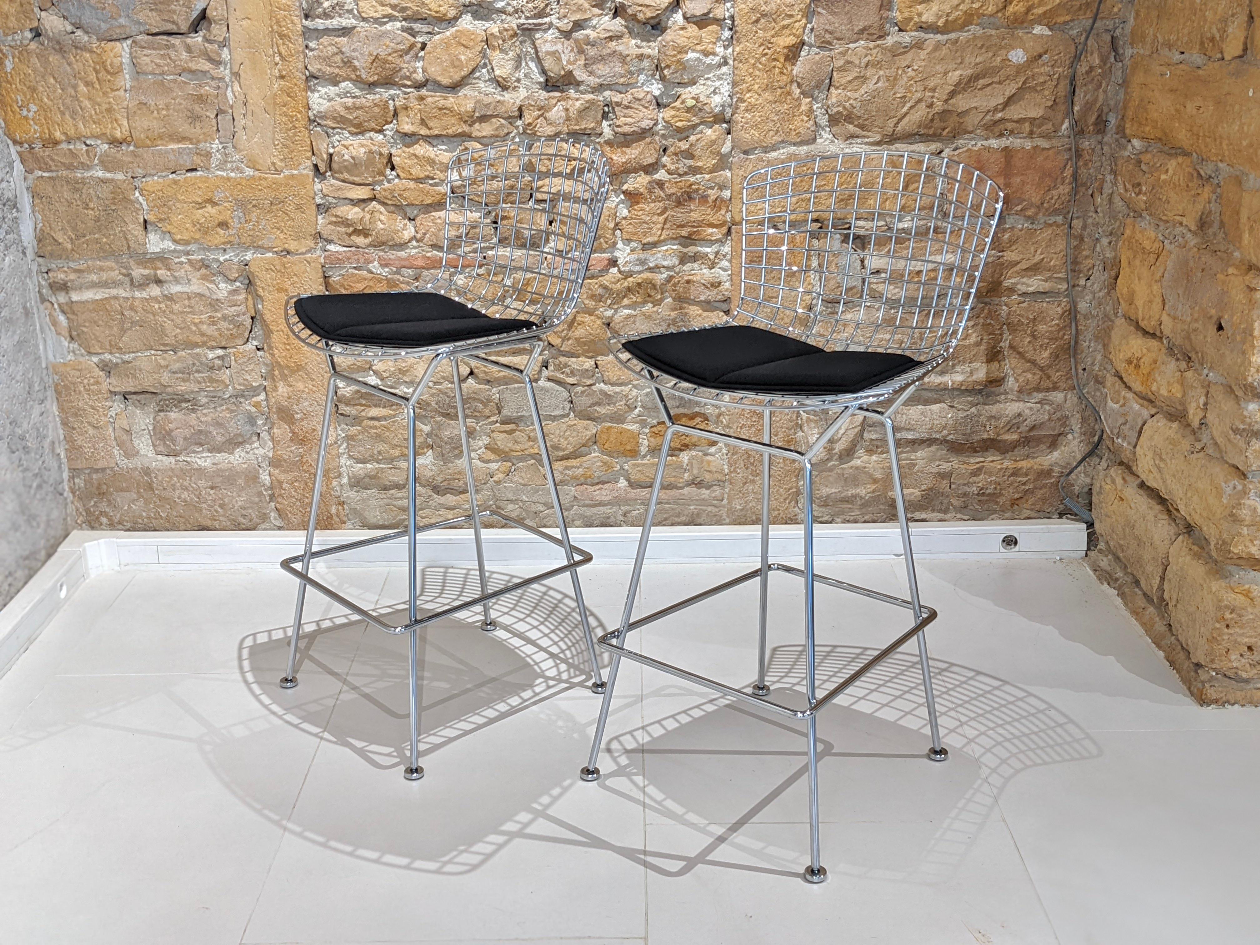 Set of 4 Harry Bertoia Bar Stools for Knoll 1