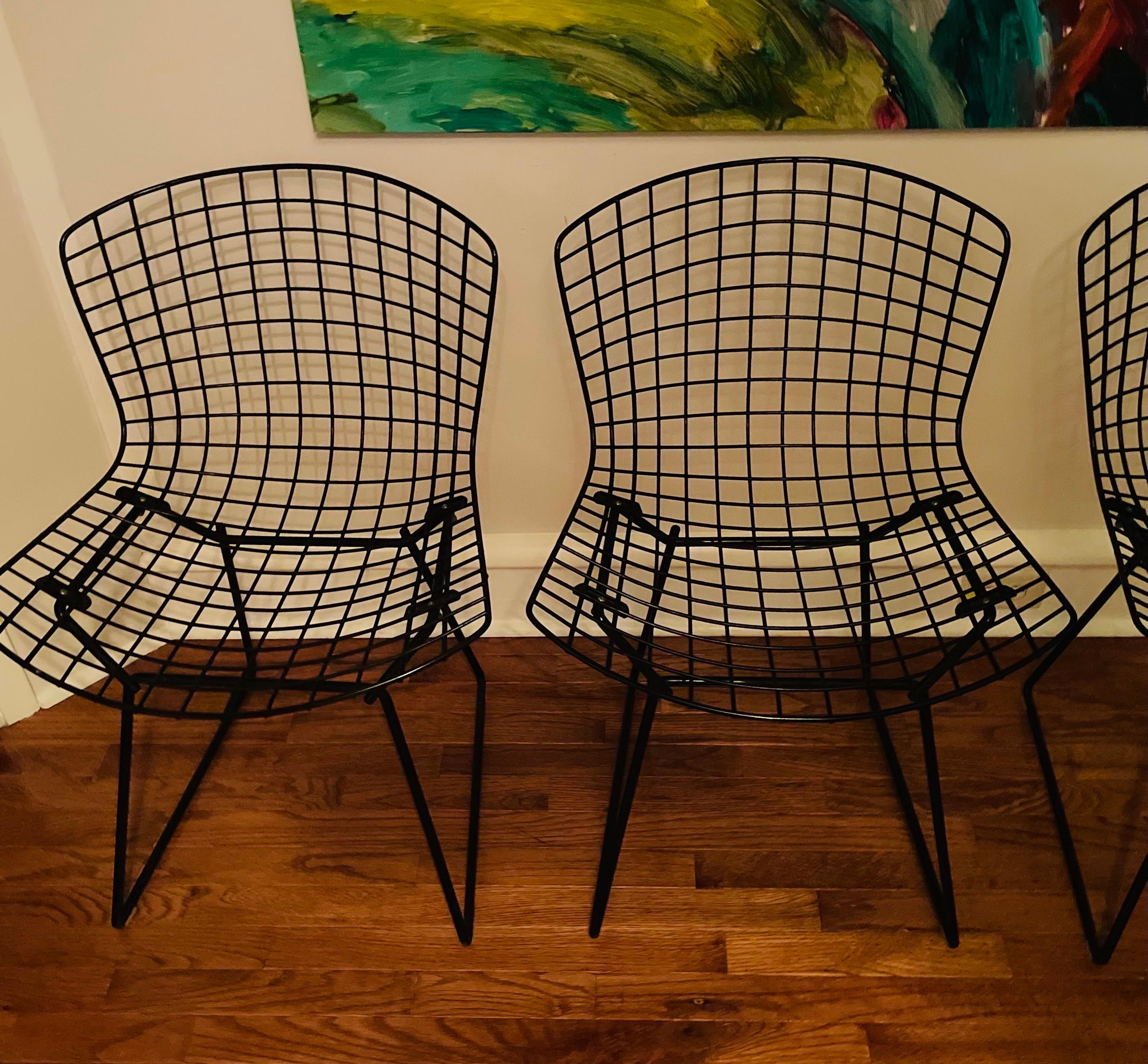 Mid-Century Modern Set of 4 Harry Bertoia for Knoll Side Dining Chairs in Black, Model 420C