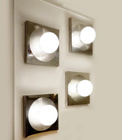 Set of  2 Harvey Guzzini square wall lamps - 1970s
