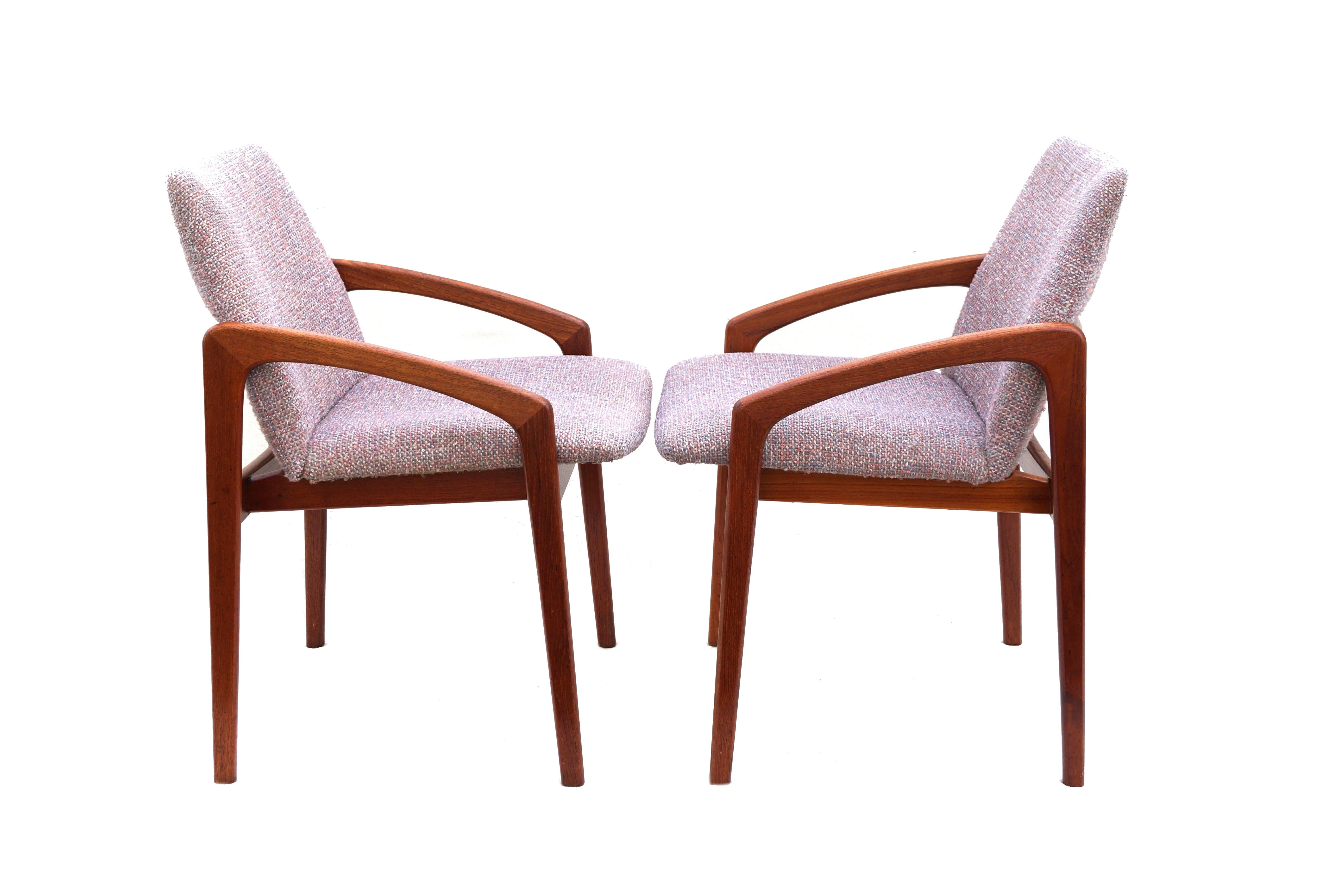Scandinavian Modern Set of 4 Henning Kjaernulf  Model 23 Danish Modern Teak Dinning Chairs For Sale