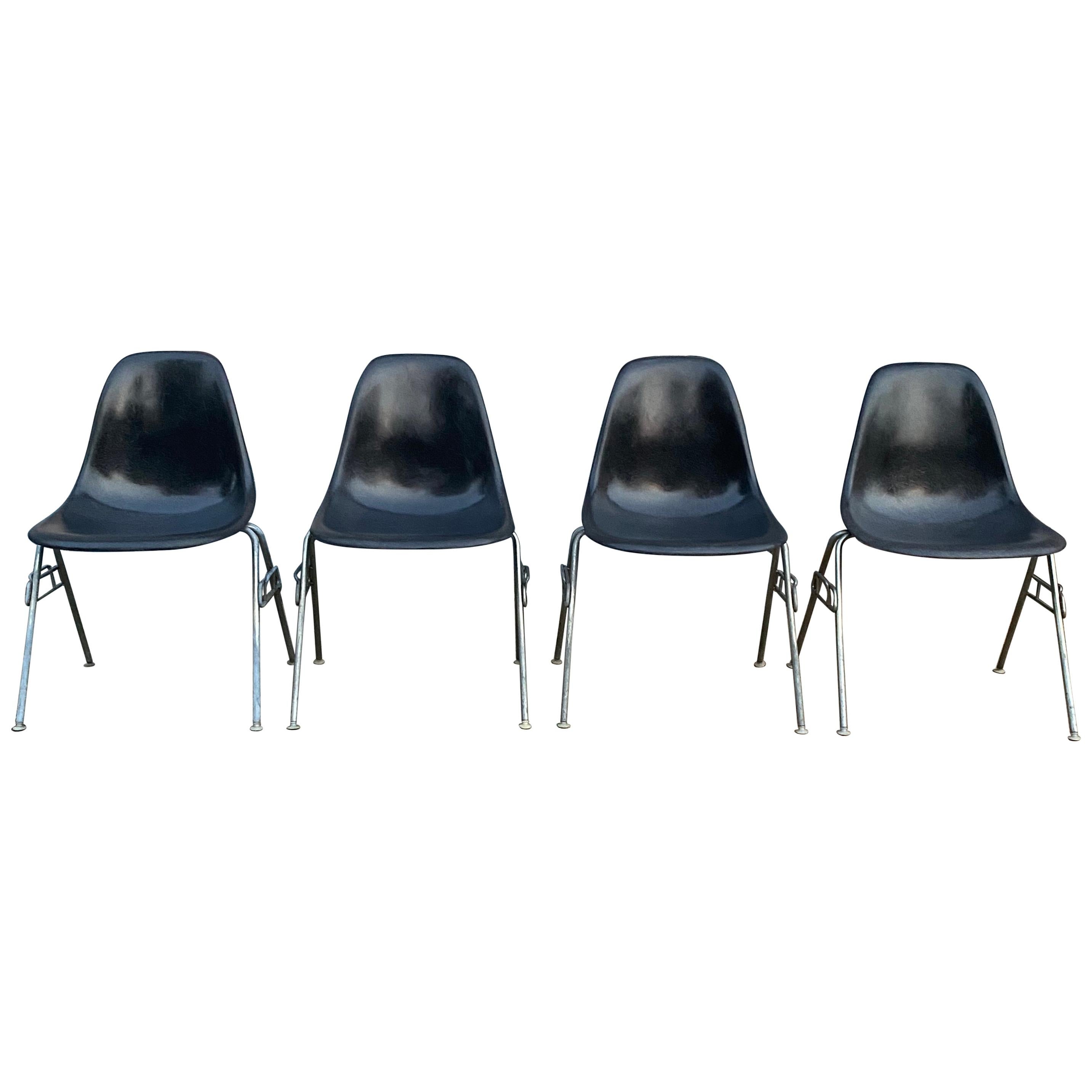Set of 4 Herman Miller Eames Elephant Grey Stacking chairs