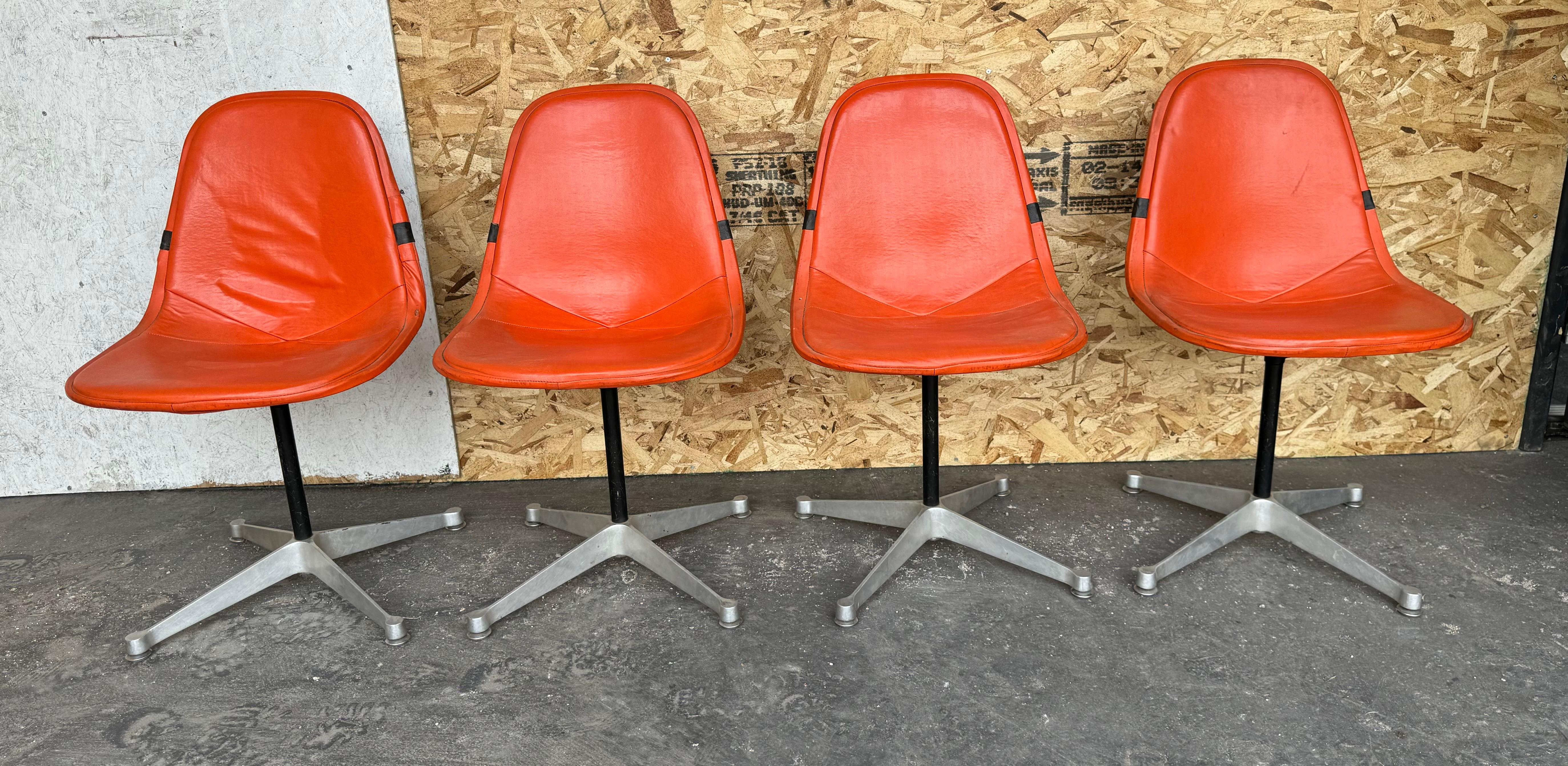 Set of 4 Herman Miller Eames Orange Pad Swivel PKC1 aluminum base Dining Chairs For Sale 2