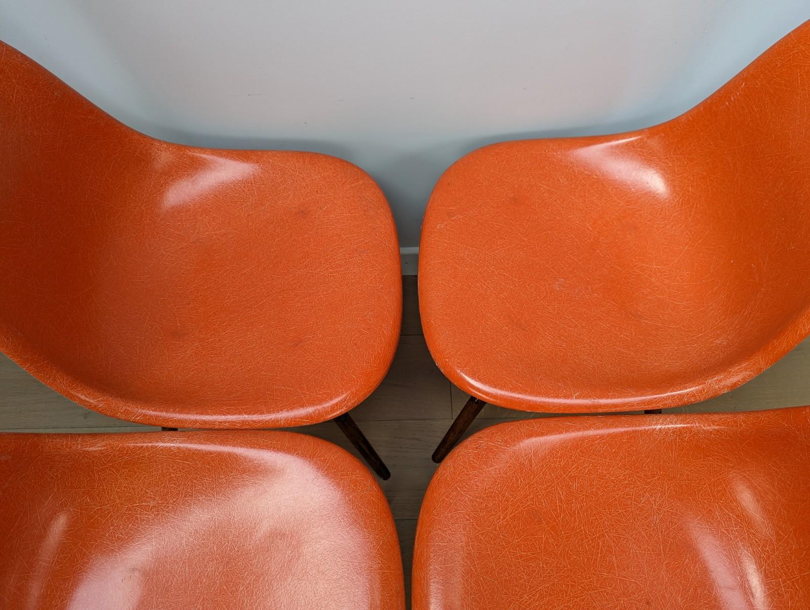 Set of 4 Herman Miller Fiberglass Eames DSW Chairs - Orange 11