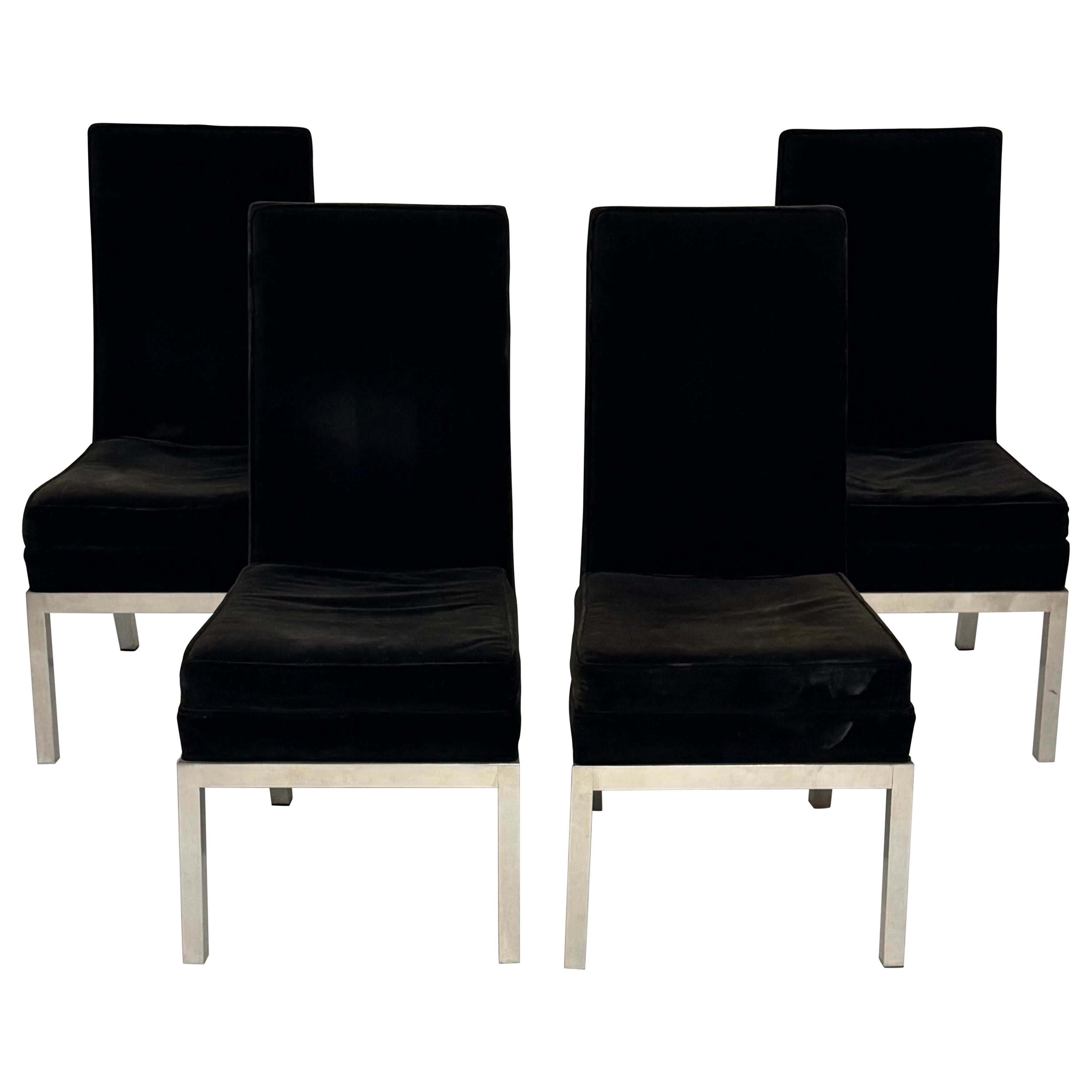 Satz von 4 hohen Rücken Brown Samt gepolstert Seite Esszimmerstühle Aluminium Bases