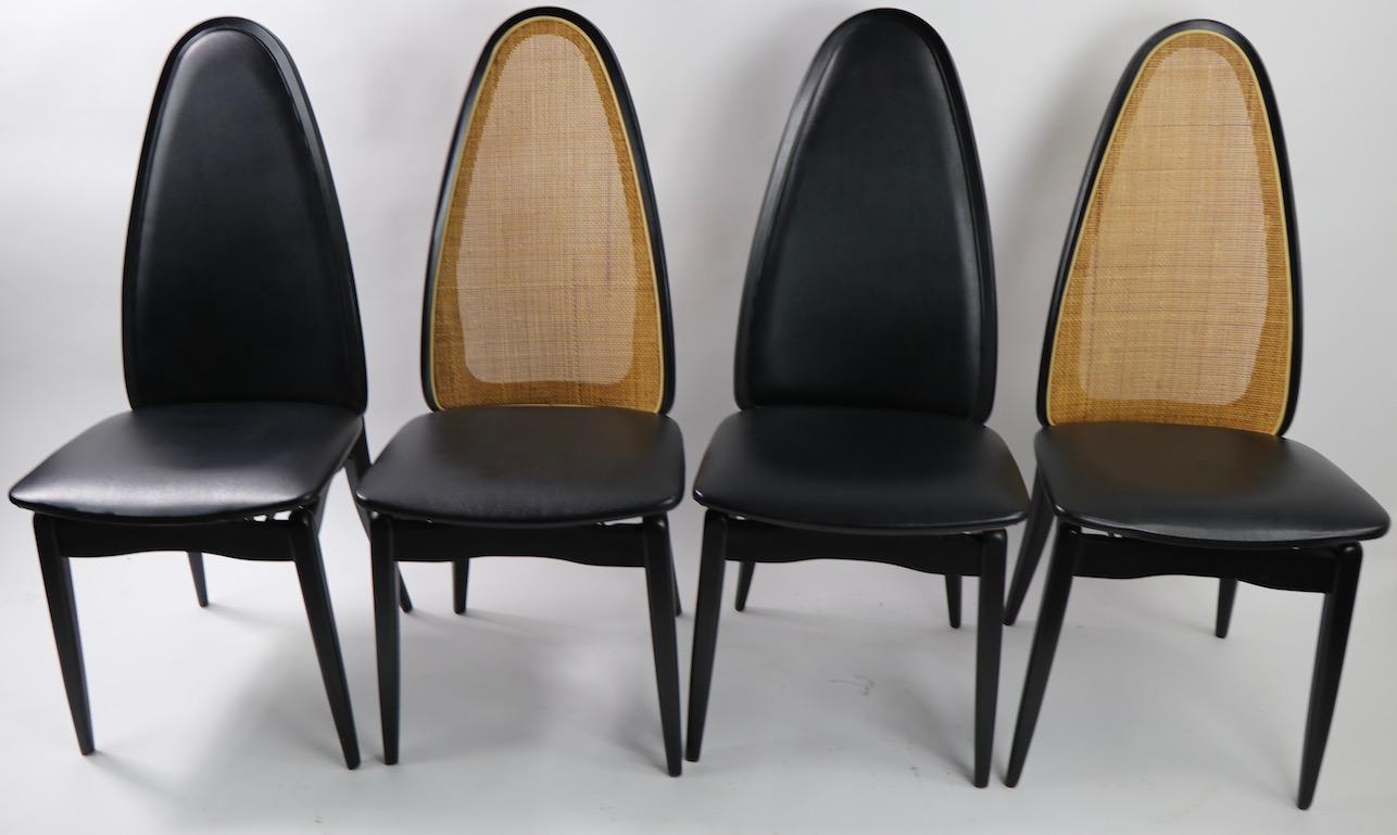 Set of 4 High Back Folding Chairs by Stackmore In Excellent Condition In New York, NY