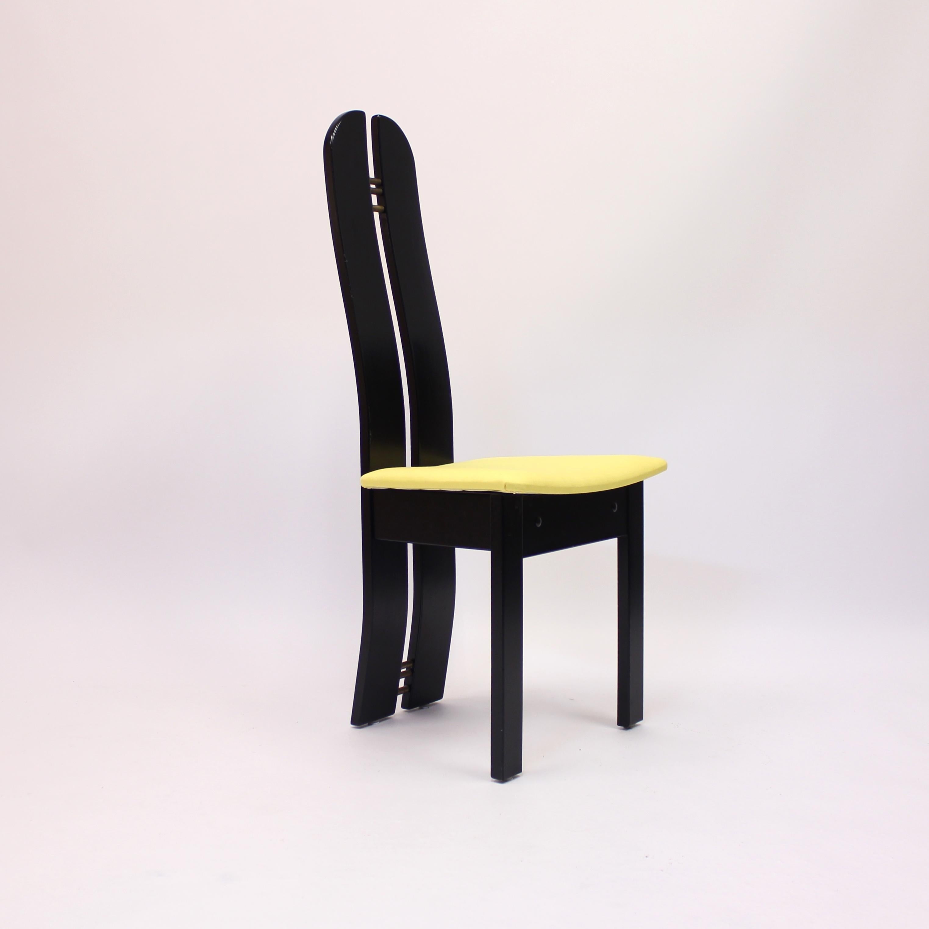 Set of 4 High Back Postmodern Chairs Form Mørkøv Møbelindustri Aps, 1980s For Sale 1