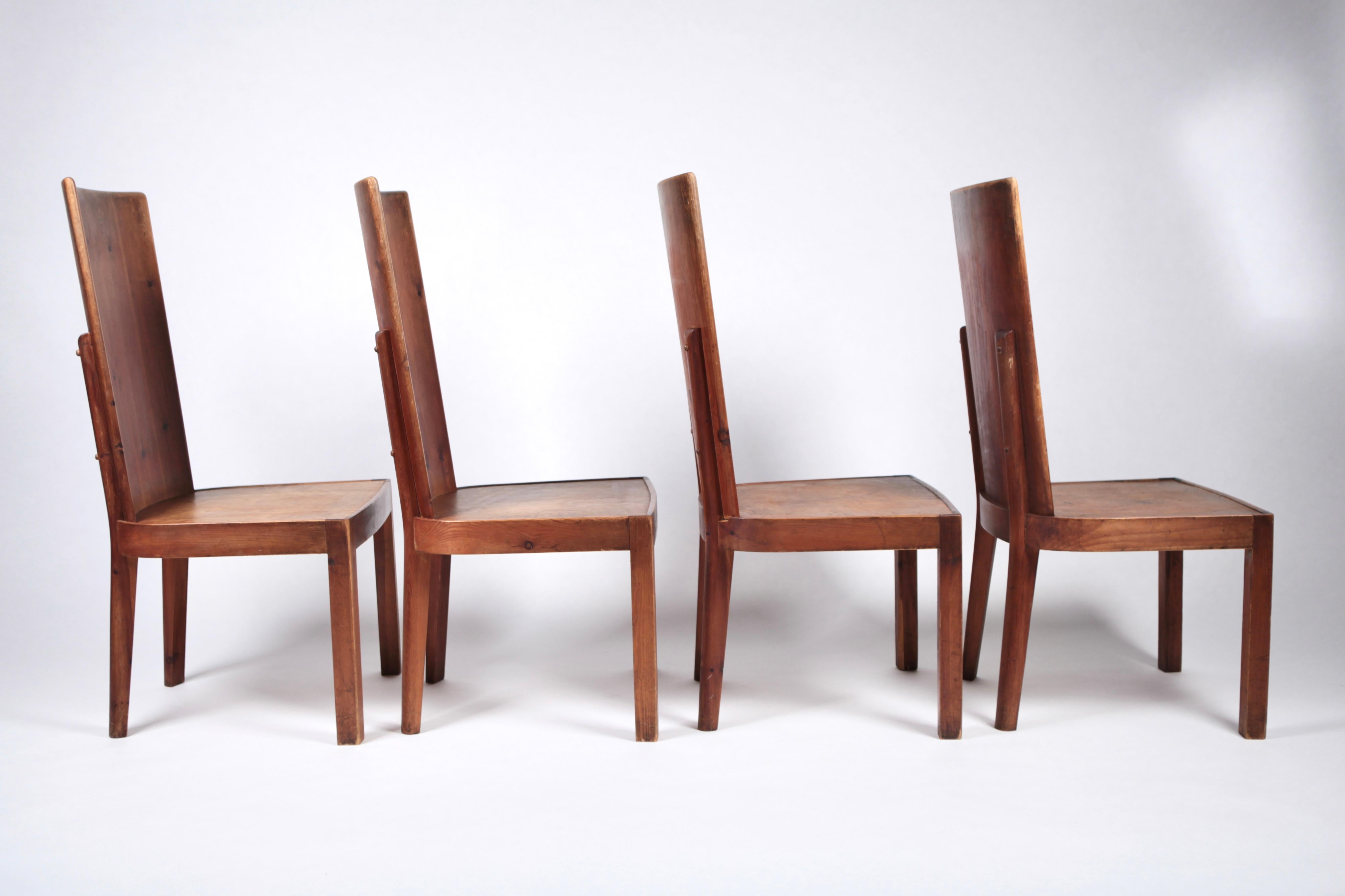 Set of 4 High Back Stained Pine Chairs, Attributed to Axel Einar Hjorth, Sweden  For Sale 2