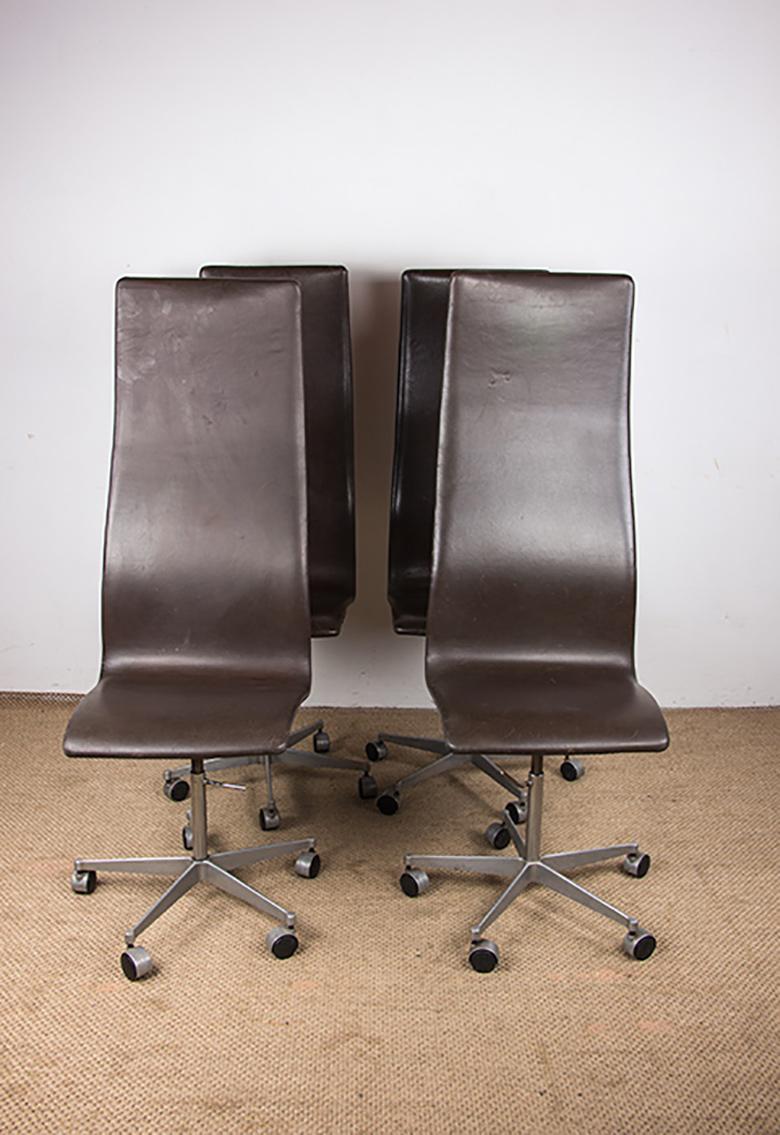 Set of 4 high-backed 