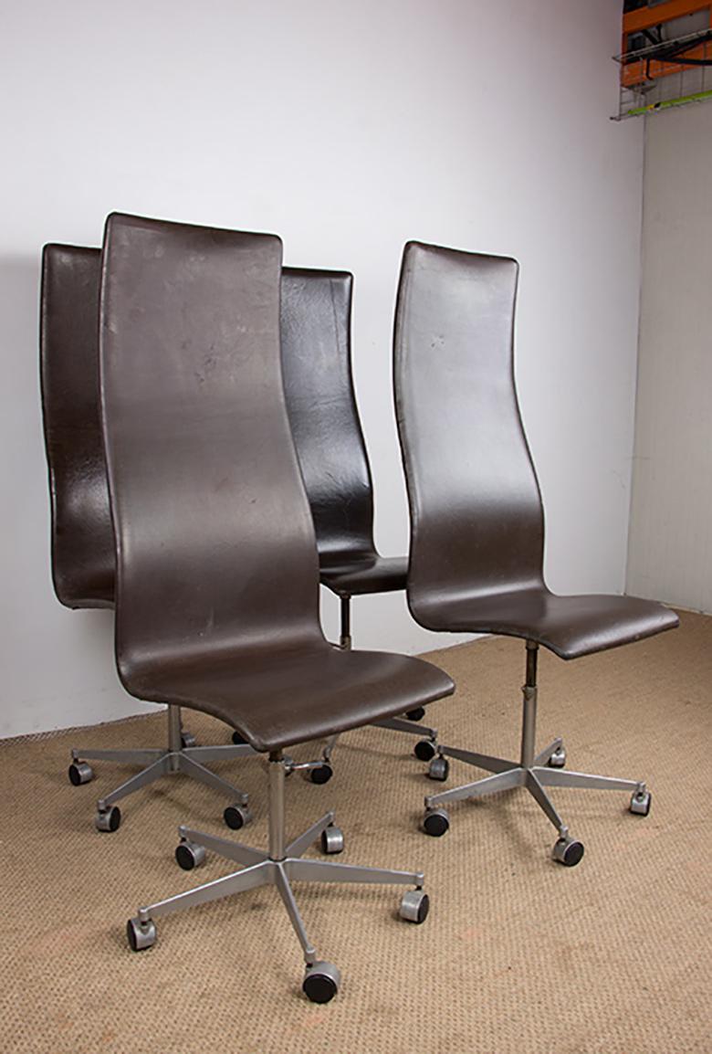 Set of 4 high-backed 