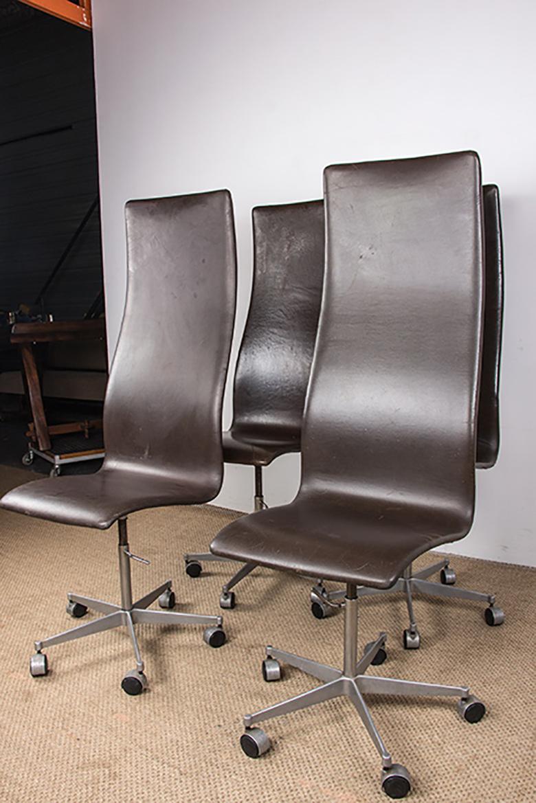 Set of 4 high-backed 