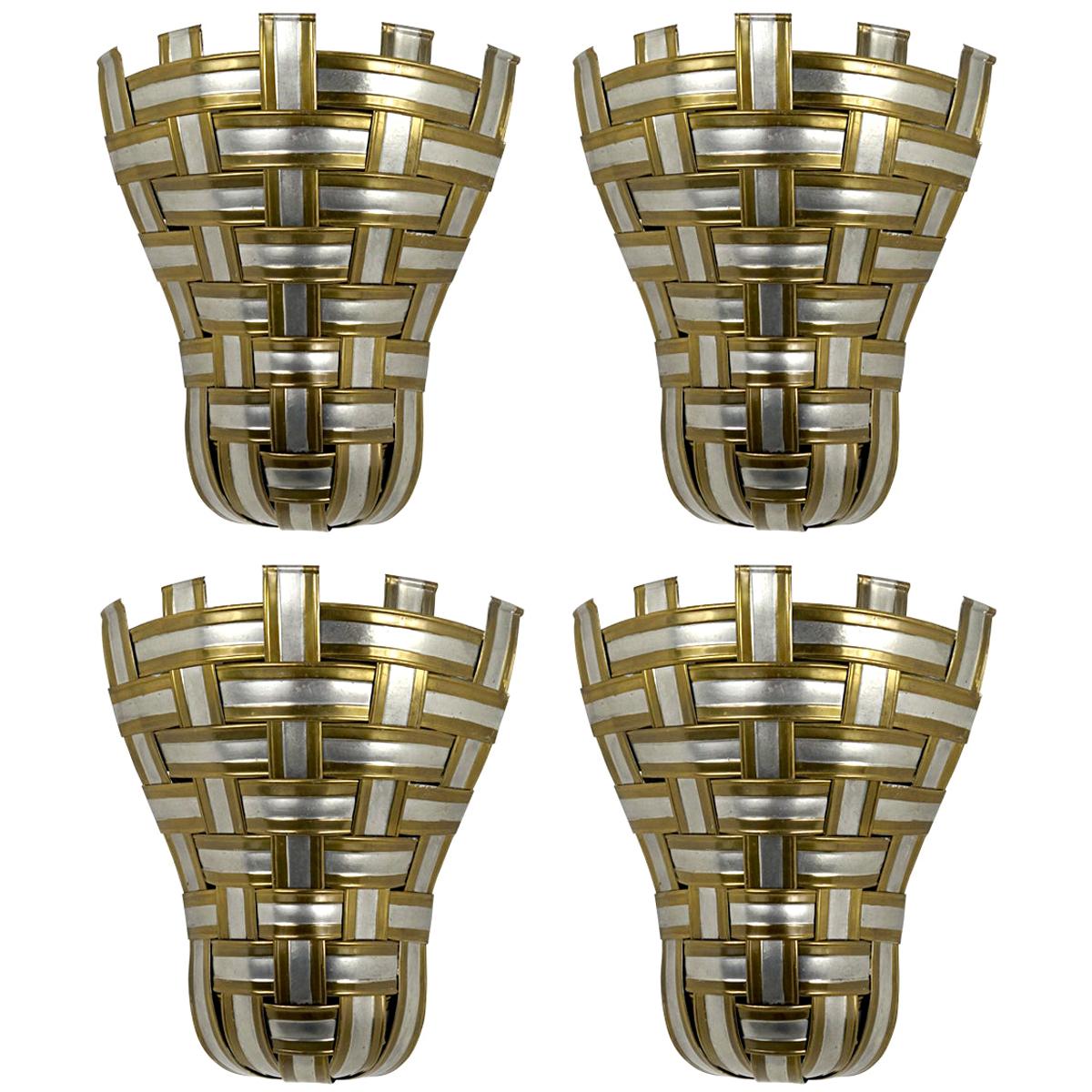 Set of 4 Hollywood Regency Corner Sconces Made of Interwoven Aluminium and Brass For Sale