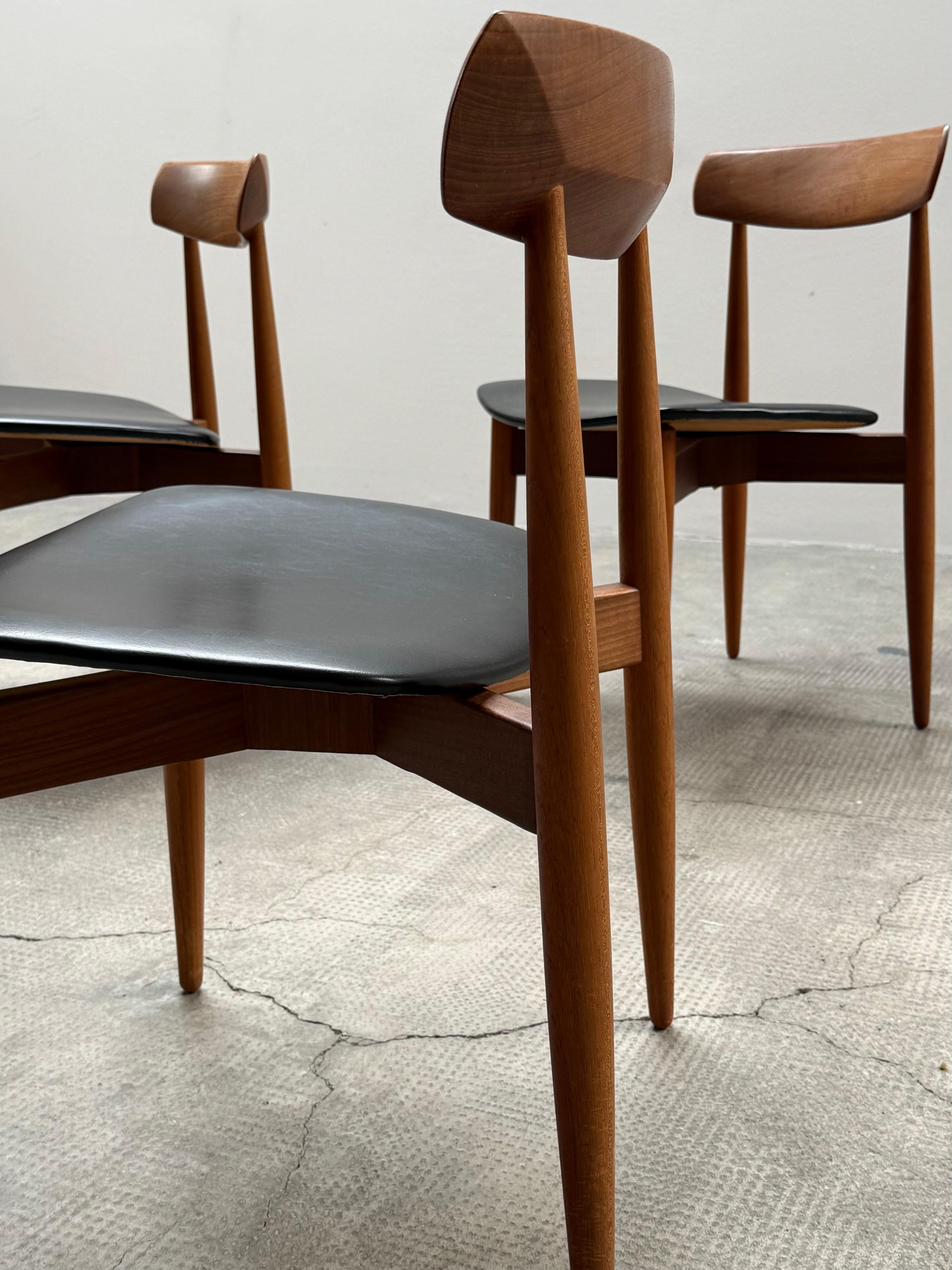 SET OF 4 H.W. KLEIN FOR BRAMIN TEAK WOOD DINING CHAIRS, DENMARK 1960s For Sale 5