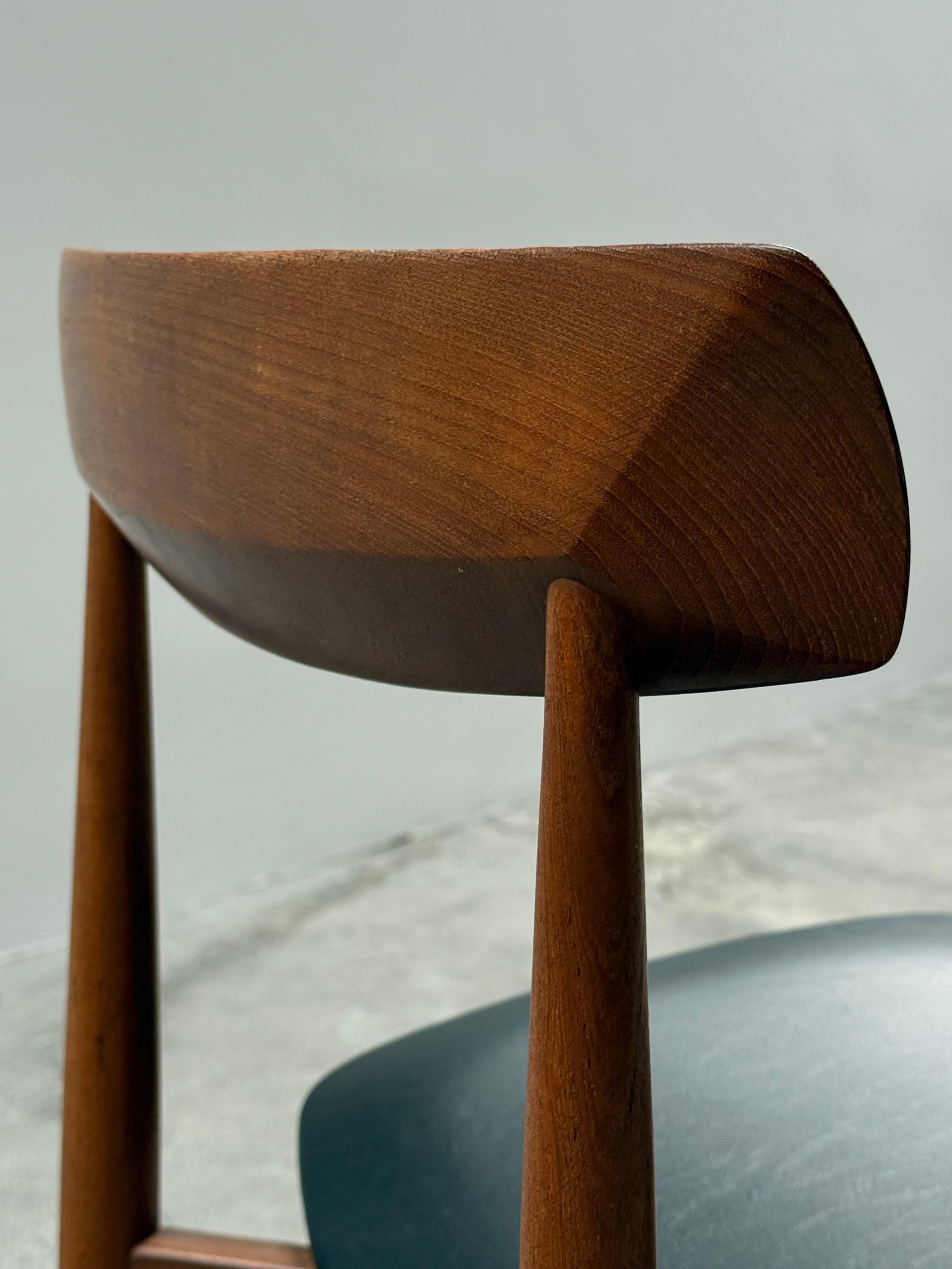 SET OF 4 H.W. KLEIN FOR BRAMIN TEAK WOOD DINING CHAIRS, DENMARK 1960s For Sale 1